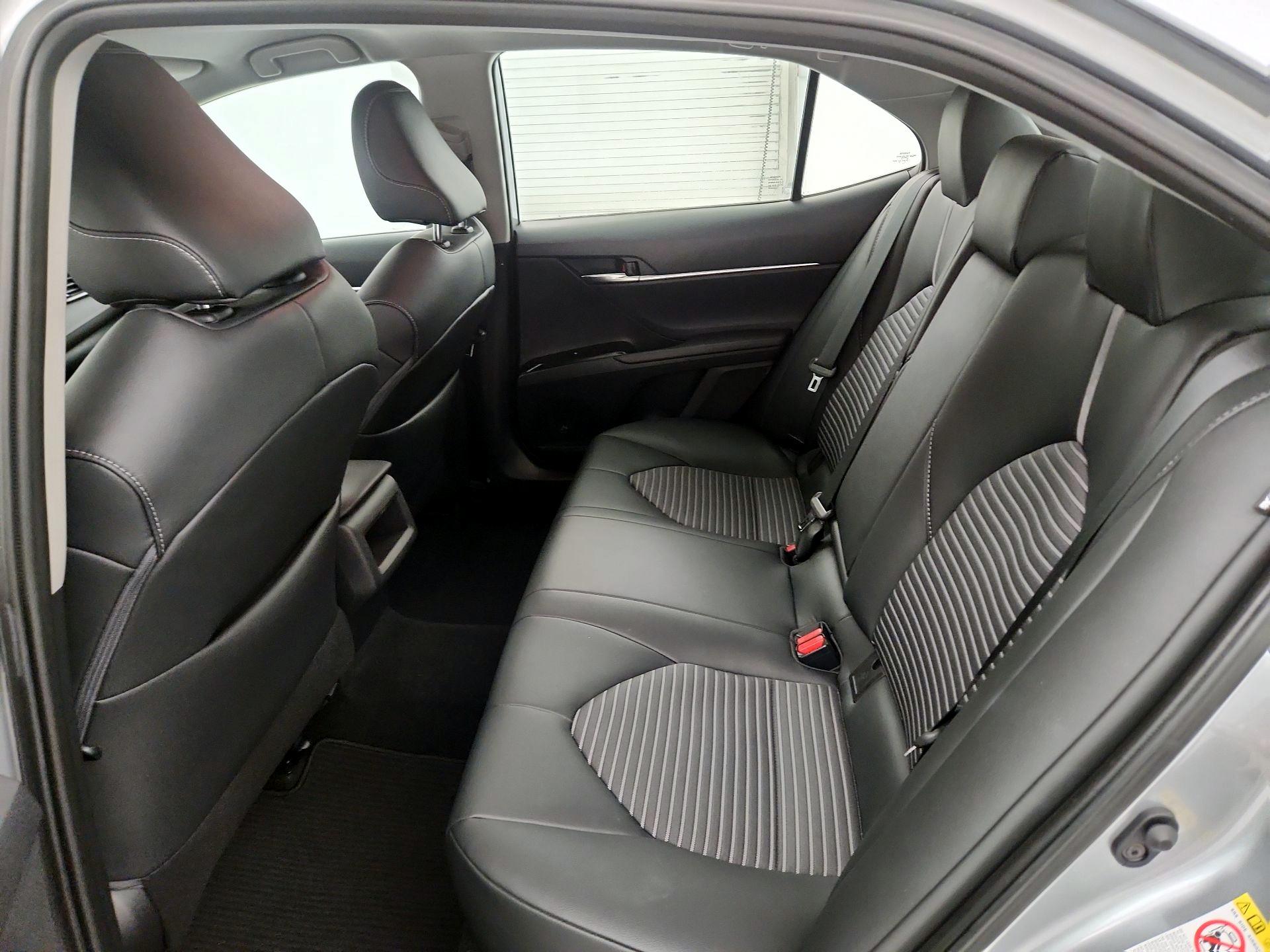Thumbnail: 2019 Toyota Camry - 19