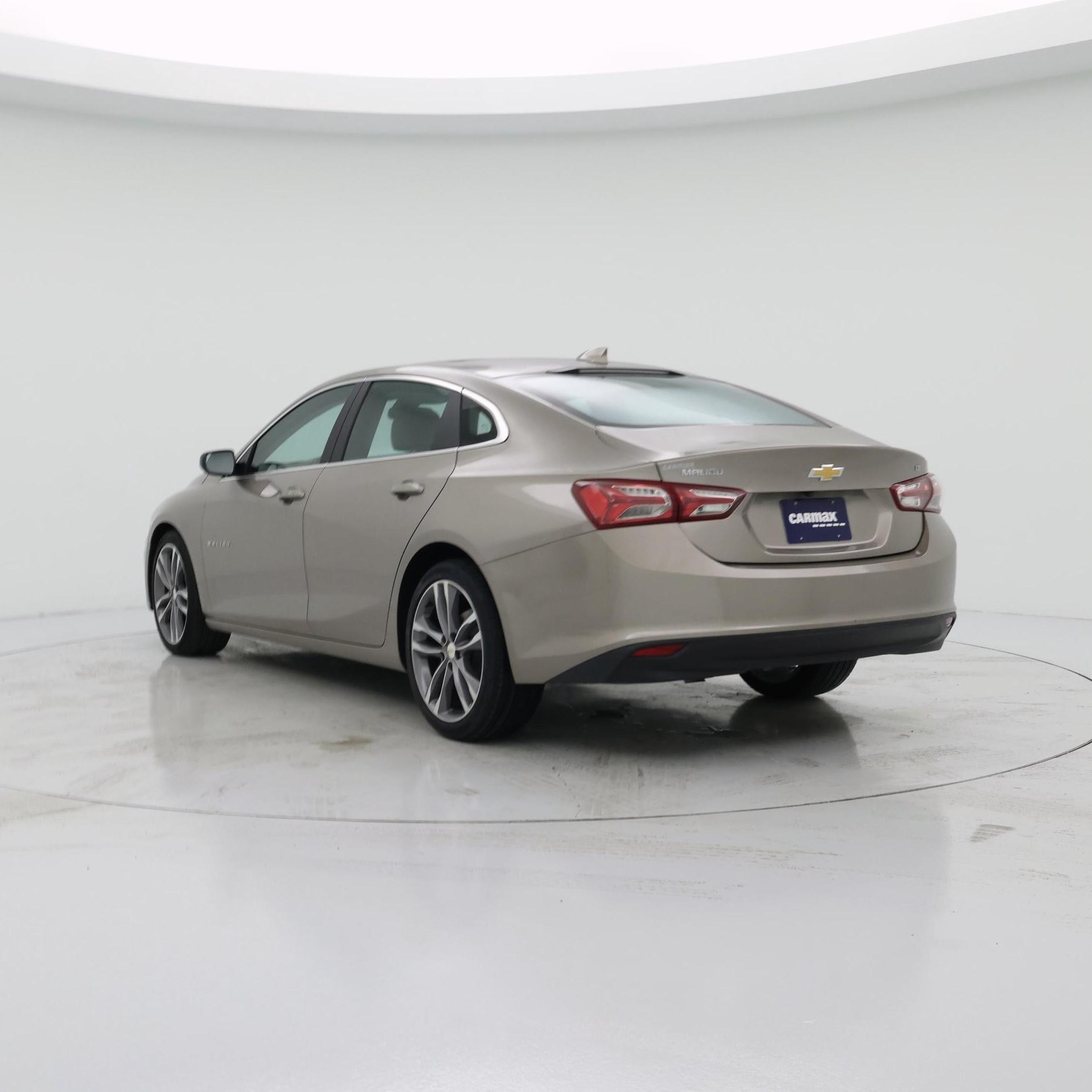 Thumbnail: 2022 Chevrolet Malibu - 2