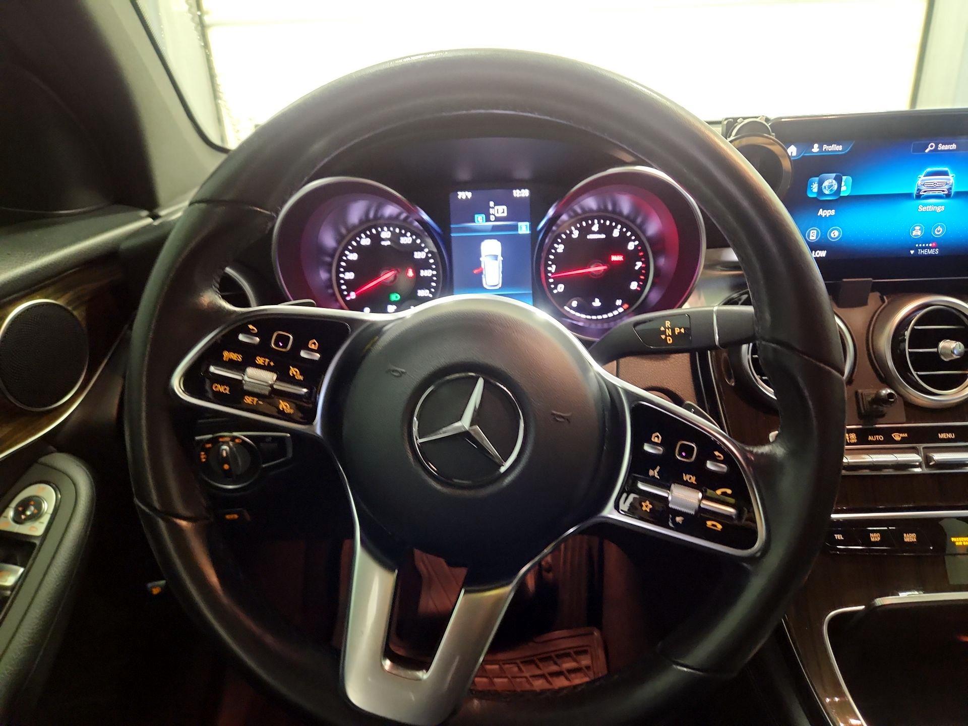 Thumbnail: 2020 Mercedes-Benz GLC - 10