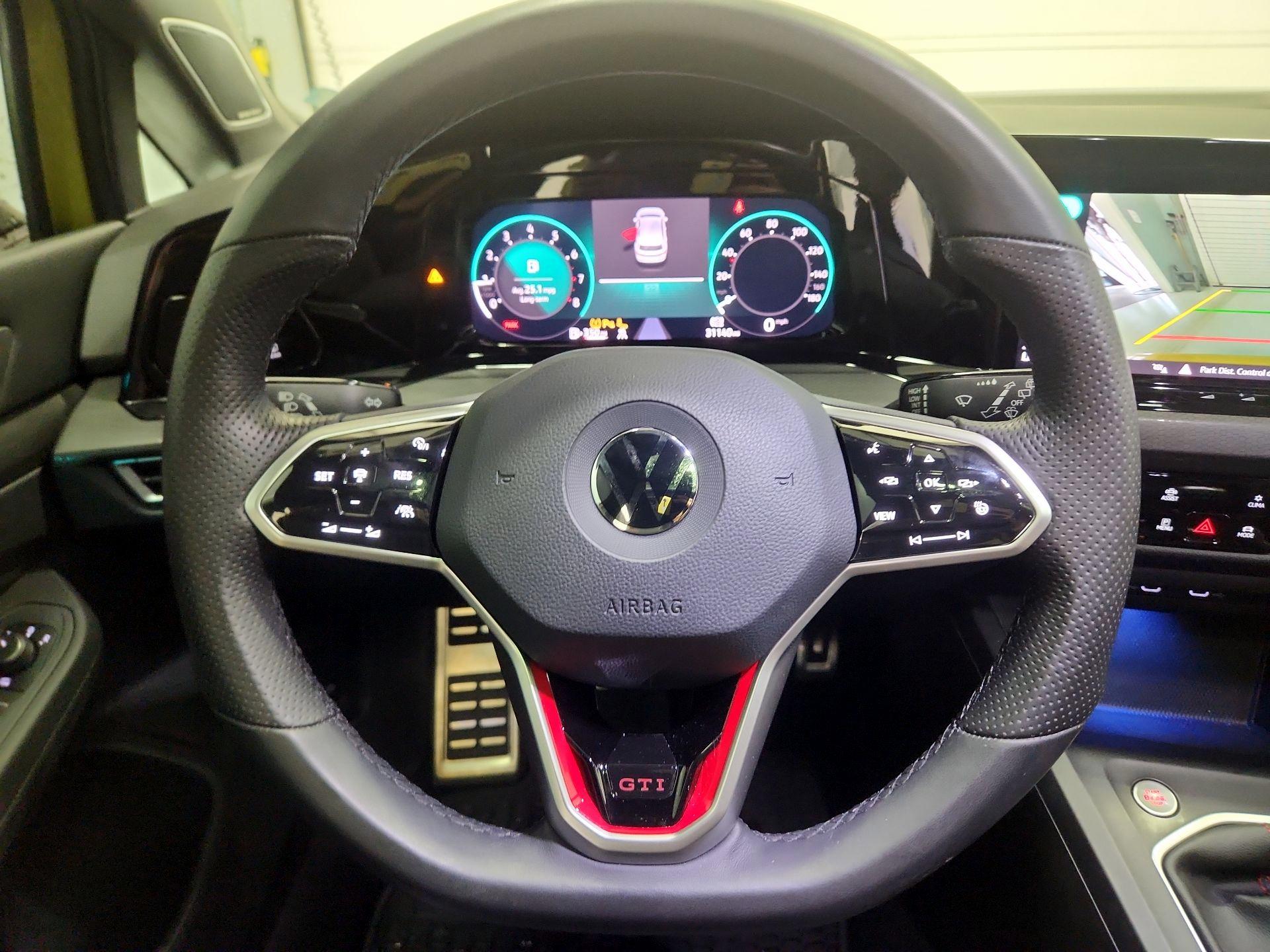 Thumbnail: 2022 Volkswagen Golf - 10
