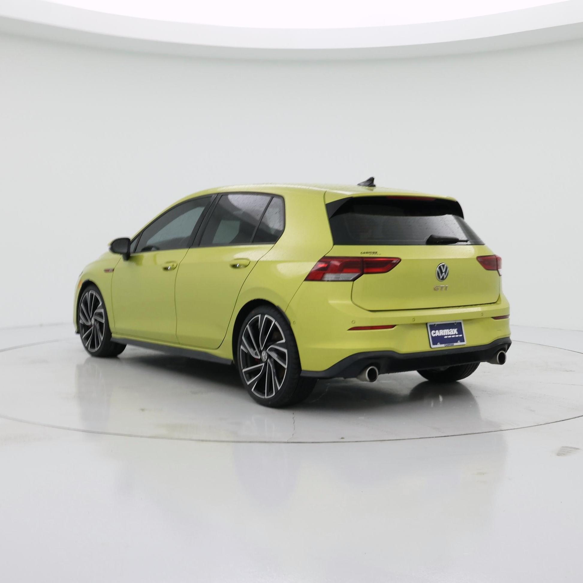 Thumbnail: 2022 Volkswagen Golf - 2