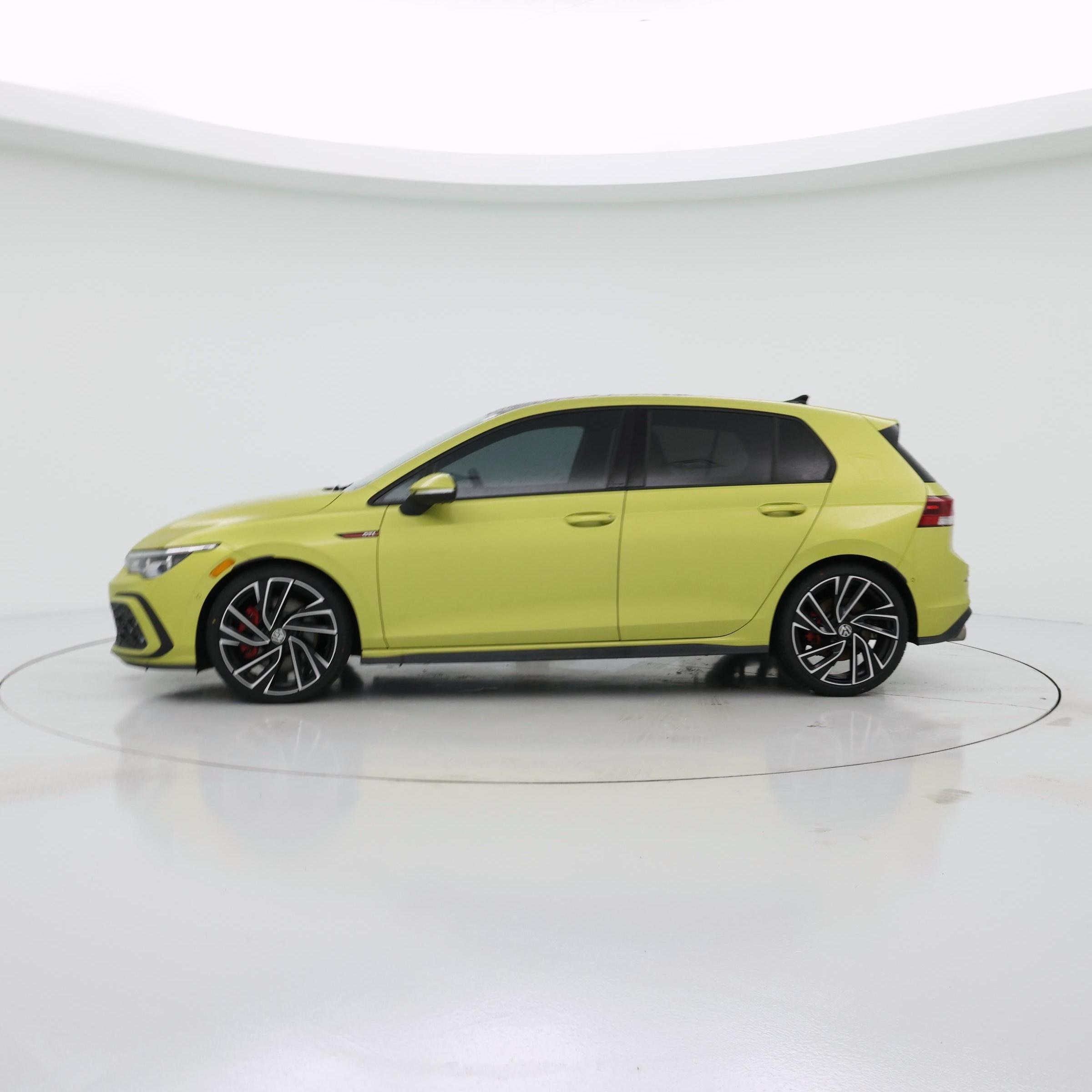 Thumbnail: 2022 Volkswagen Golf - 3