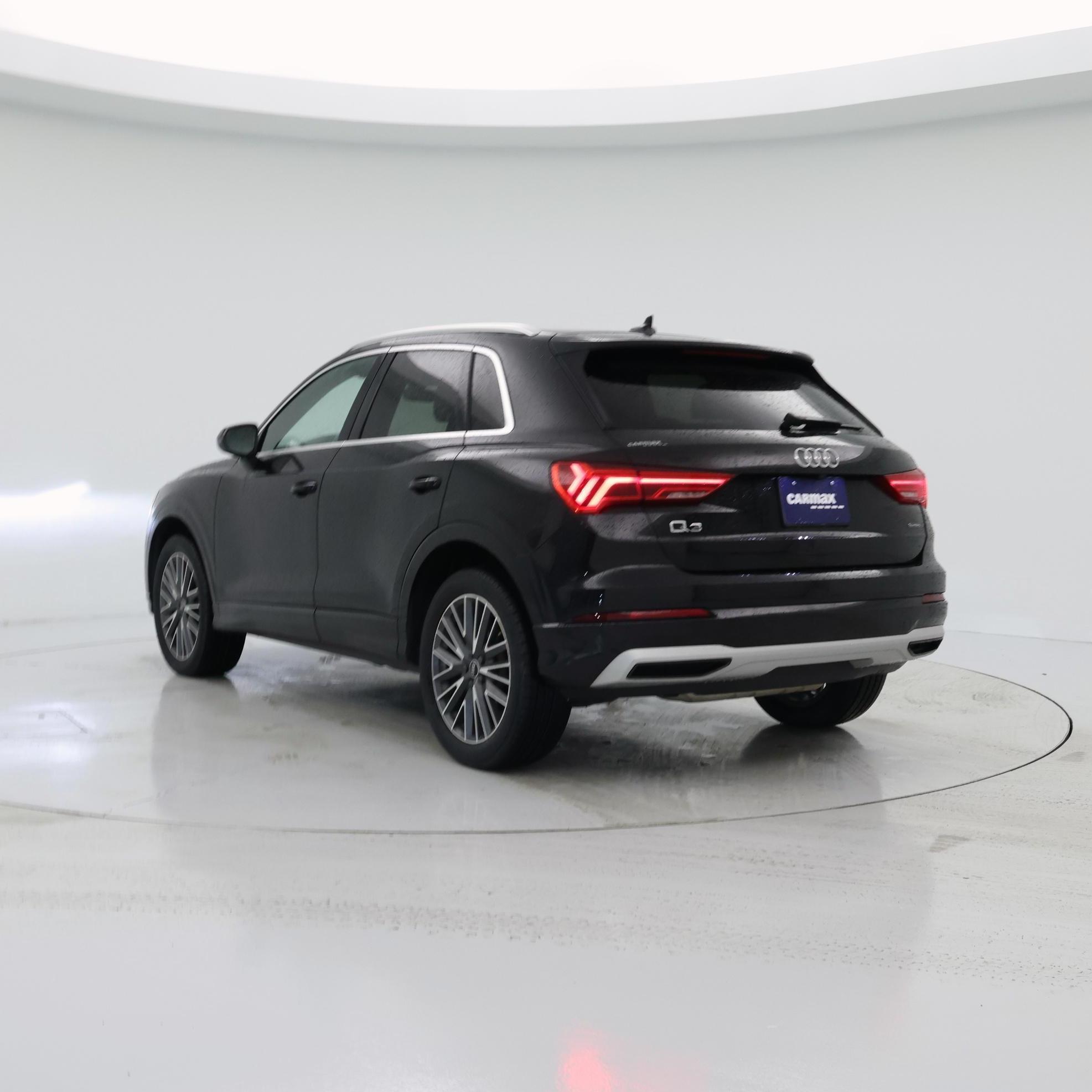 Thumbnail: 2021 Audi Q3 - 2