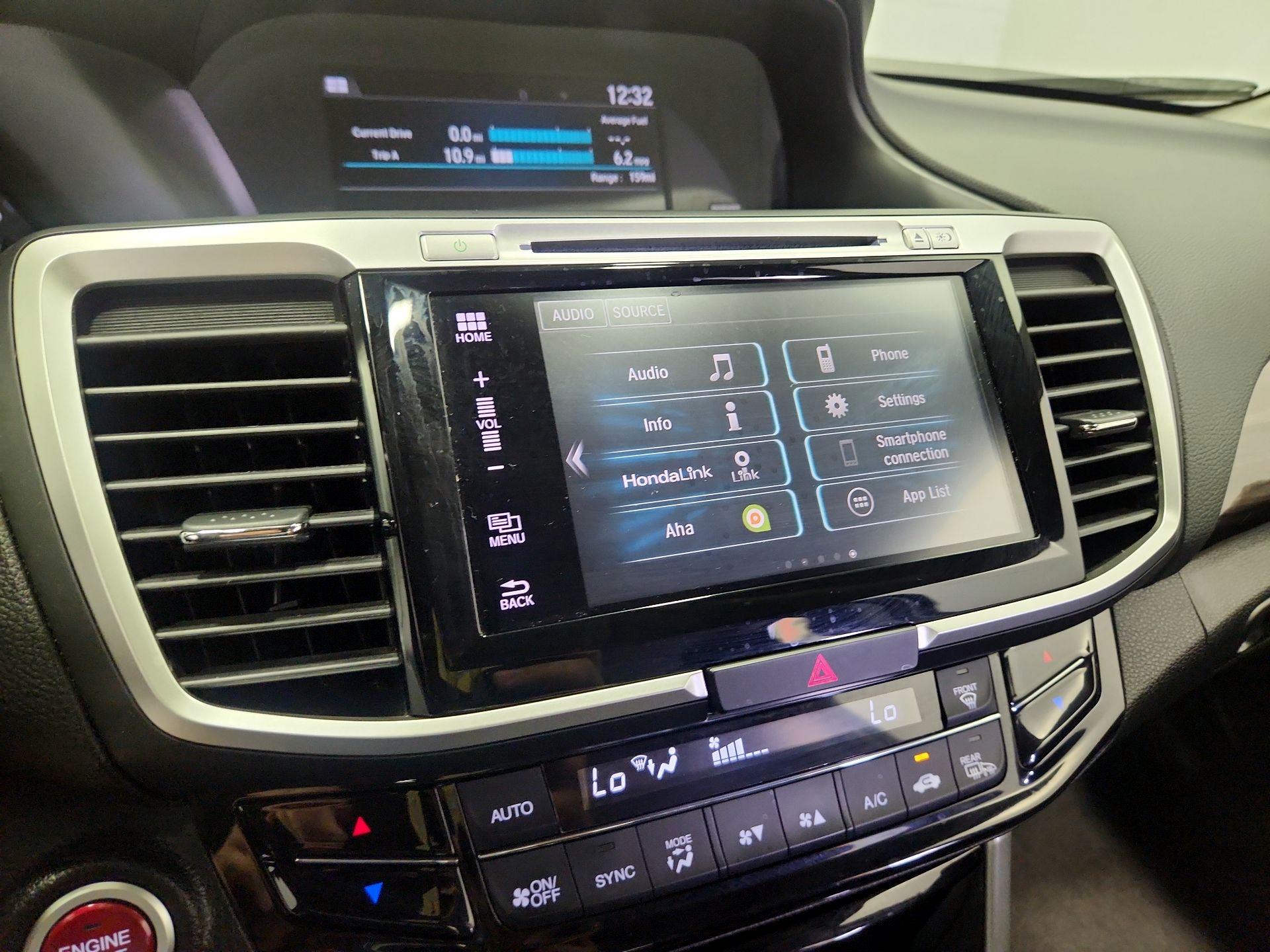 Thumbnail: 2016 Honda Accord - 15