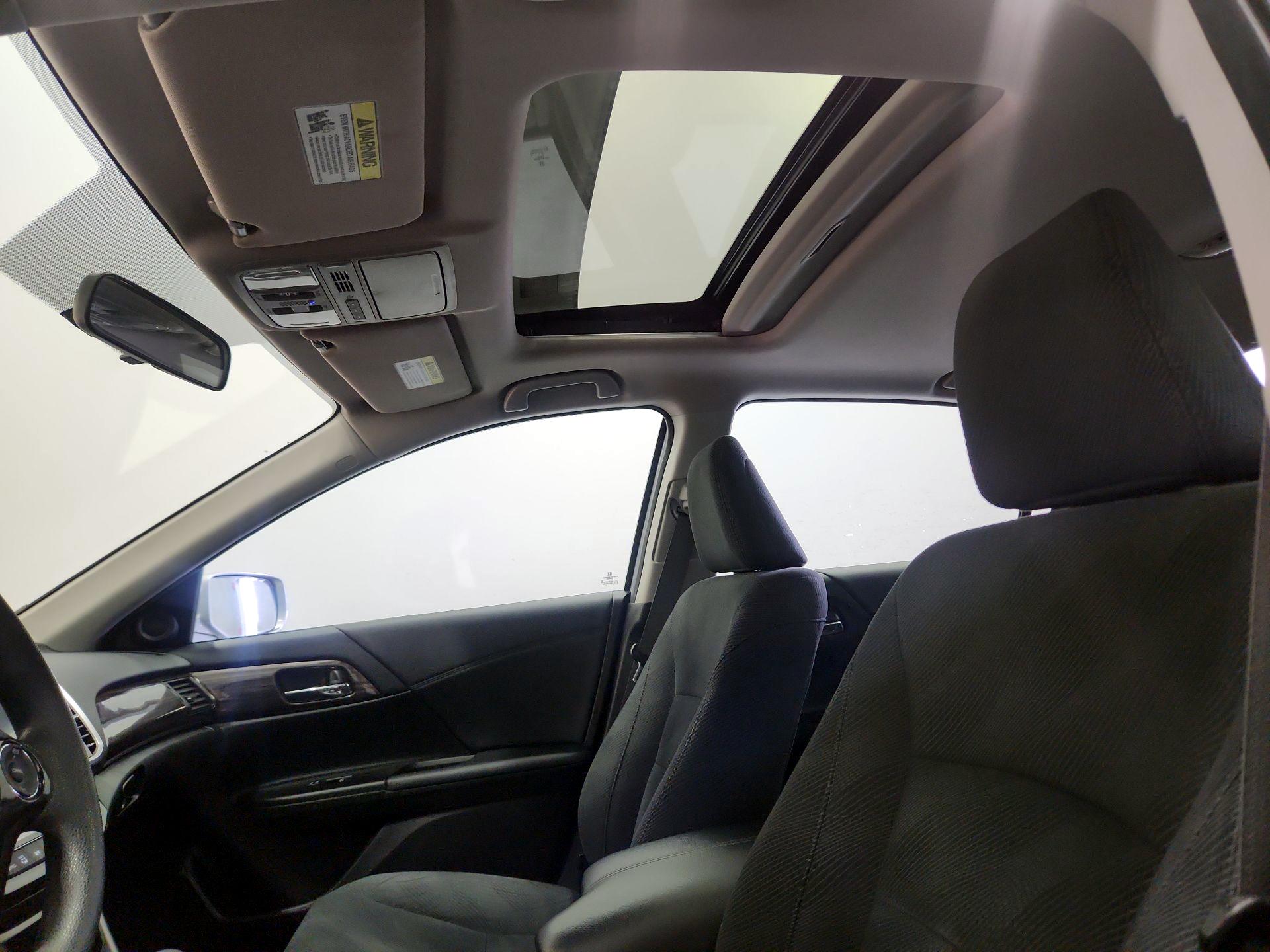 Thumbnail: 2016 Honda Accord - 19