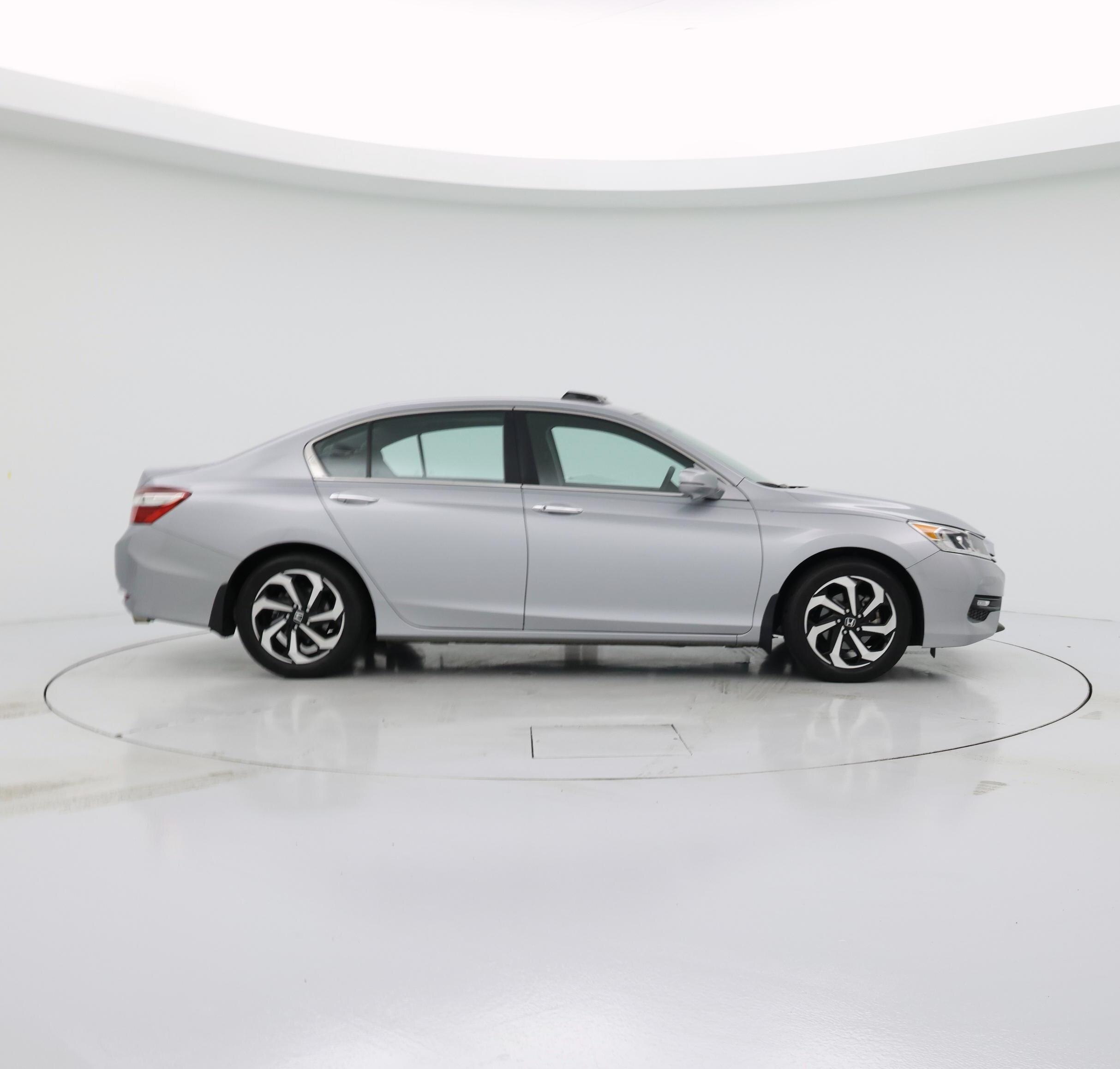 Thumbnail: 2016 Honda Accord - 7