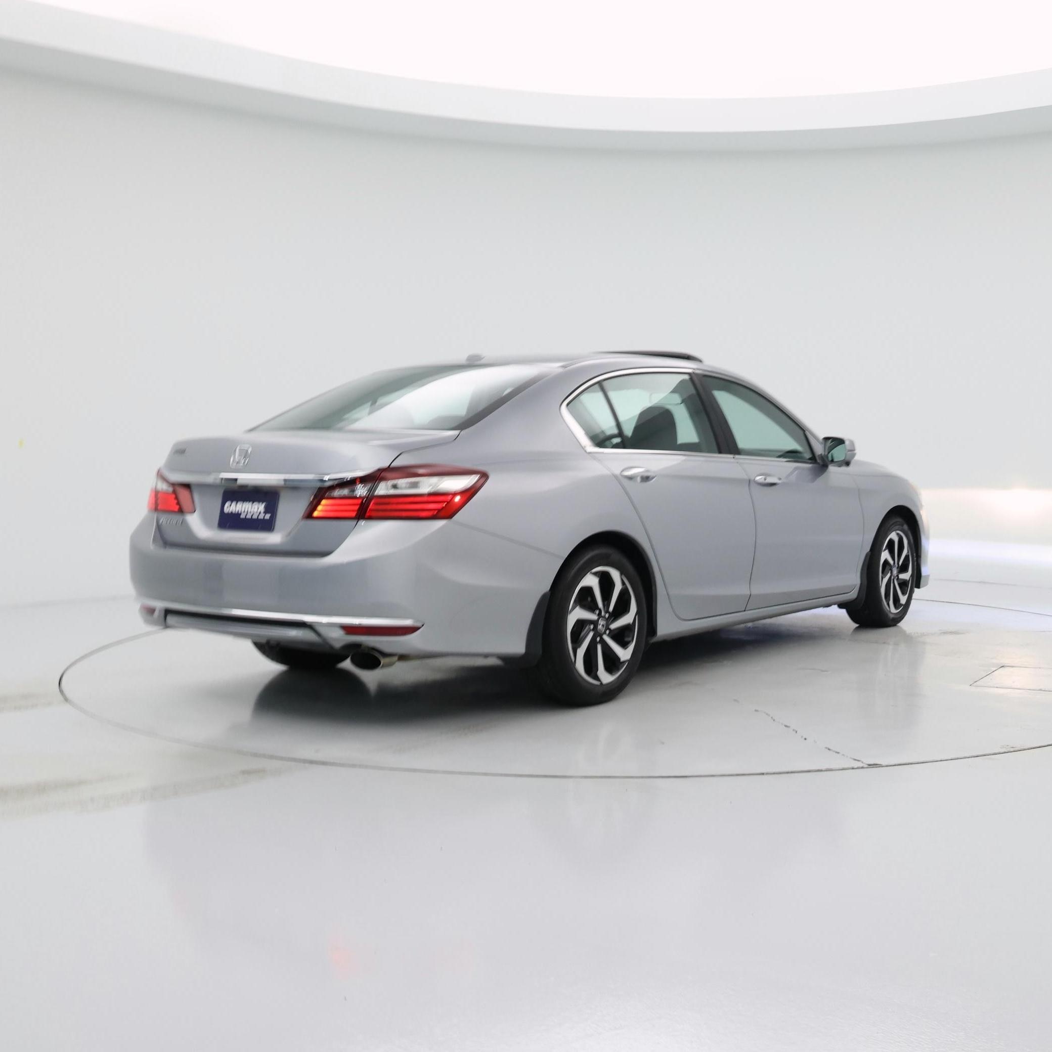 Thumbnail: 2016 Honda Accord - 8