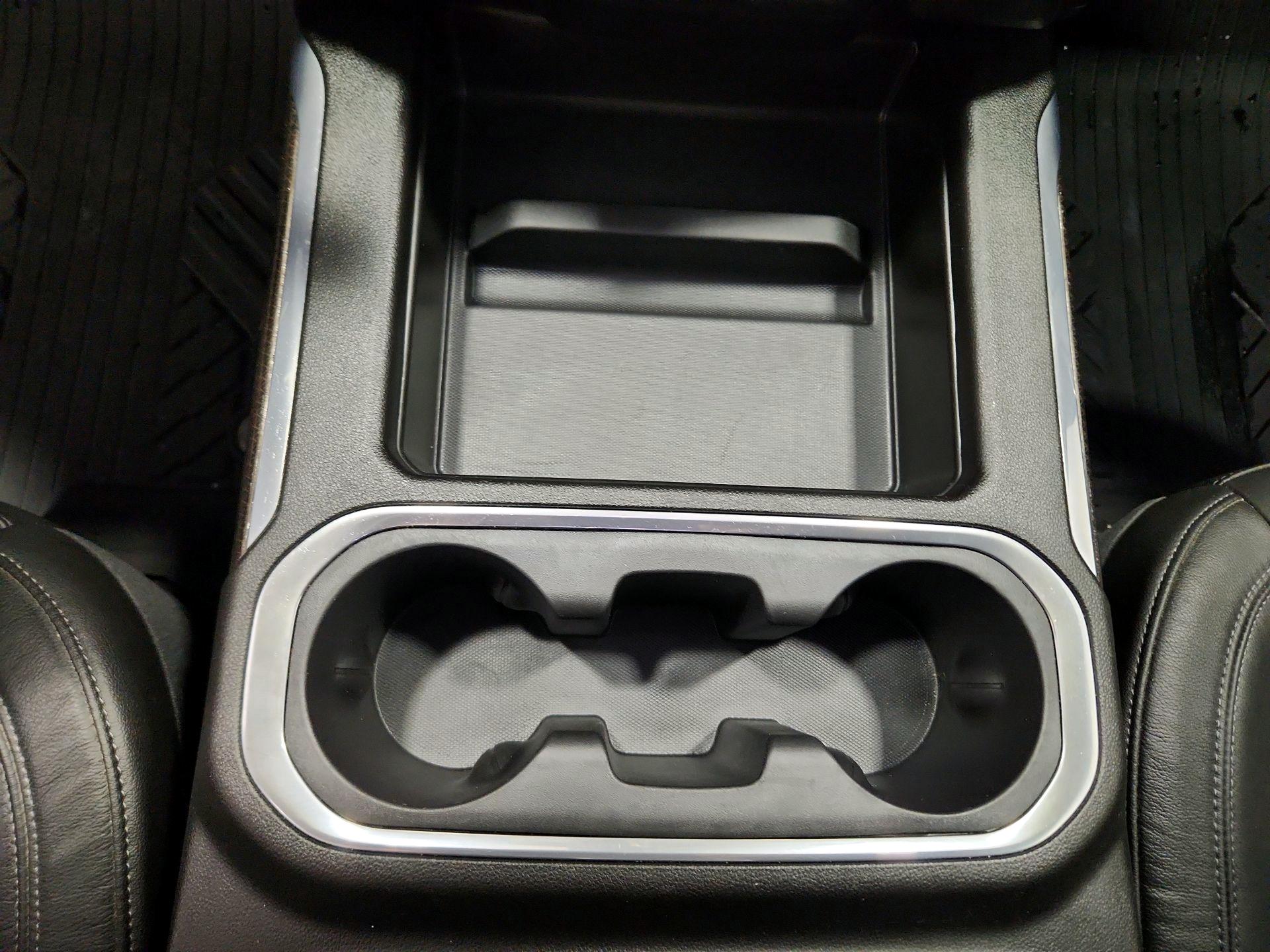 Thumbnail: 2020 Chevrolet Silverado 1500 - 17