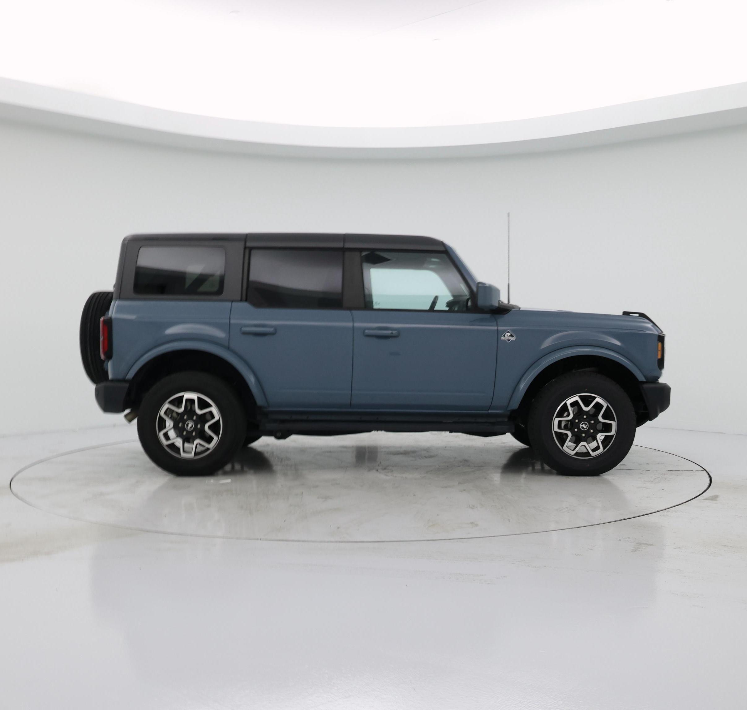 Thumbnail: 2023 Ford Bronco - 7