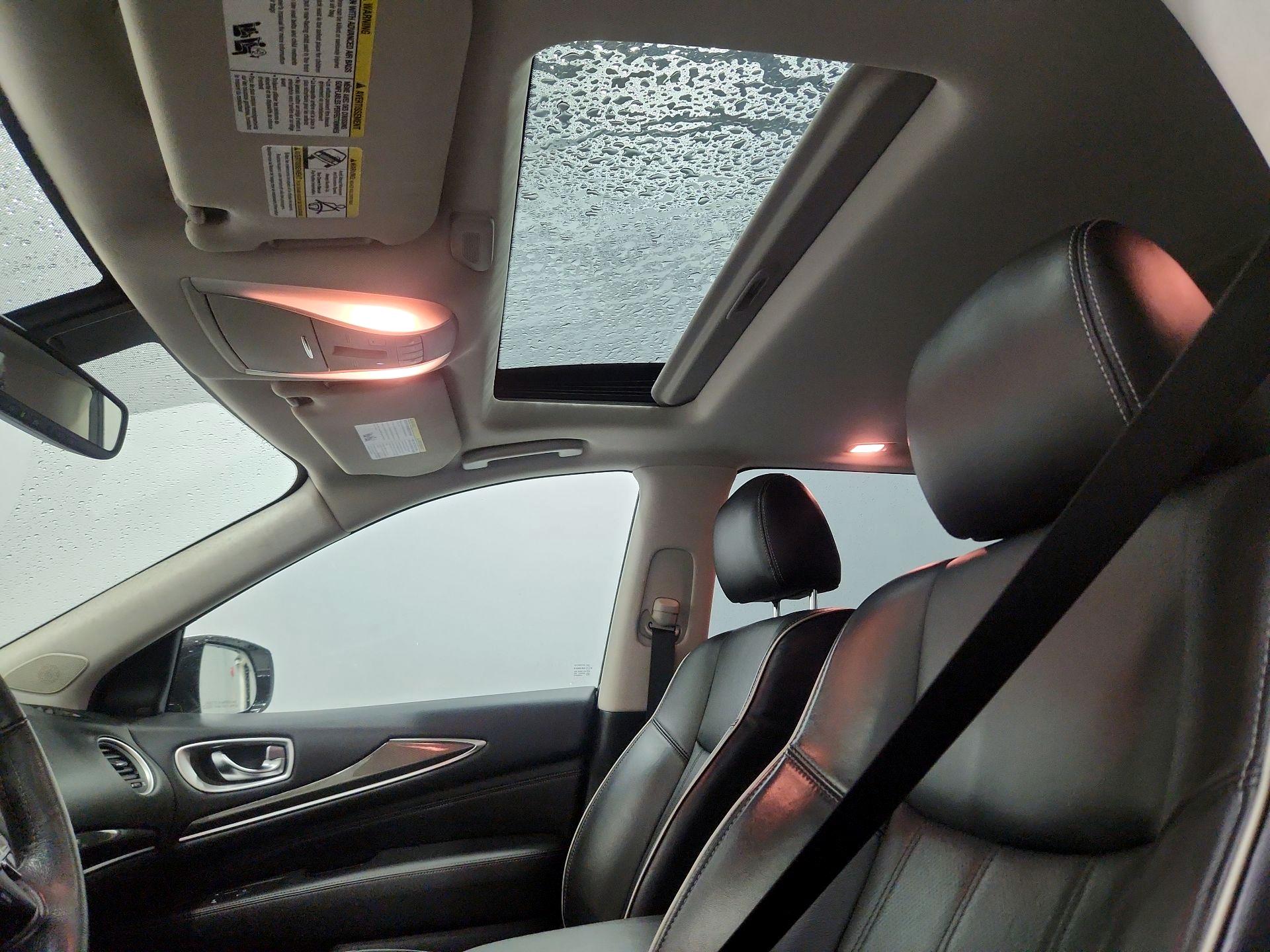 Thumbnail: 2017 INFINITI QX60 - 20