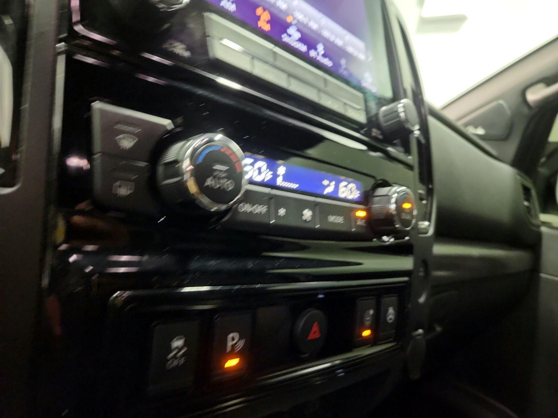Thumbnail: 2022 Nissan Titan - 16