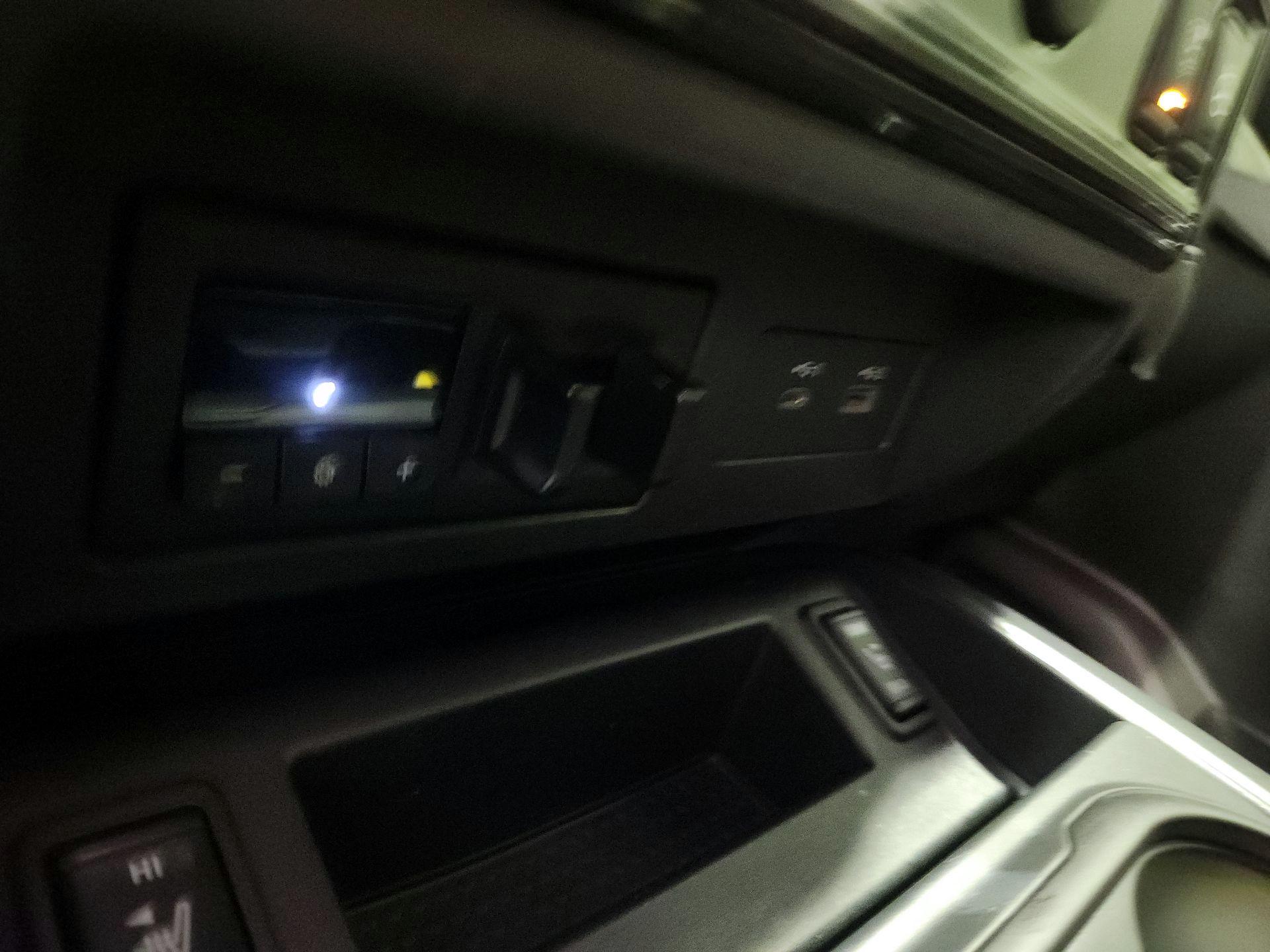 Thumbnail: 2022 Nissan Titan - 18