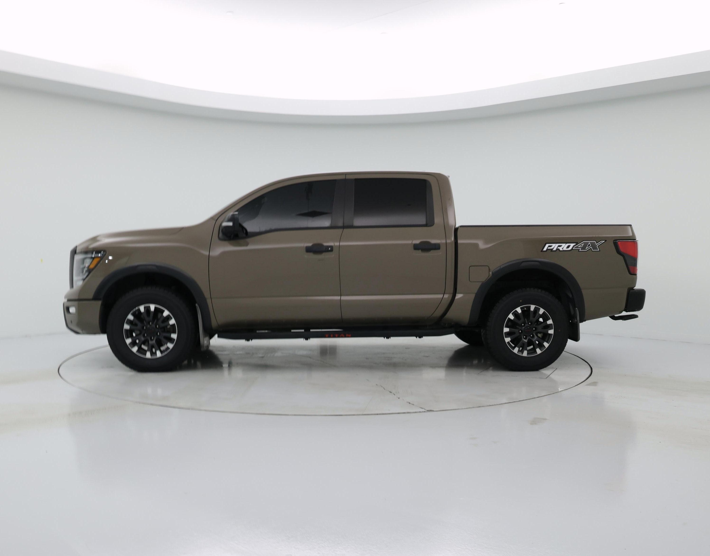 Thumbnail: 2022 Nissan Titan - 3