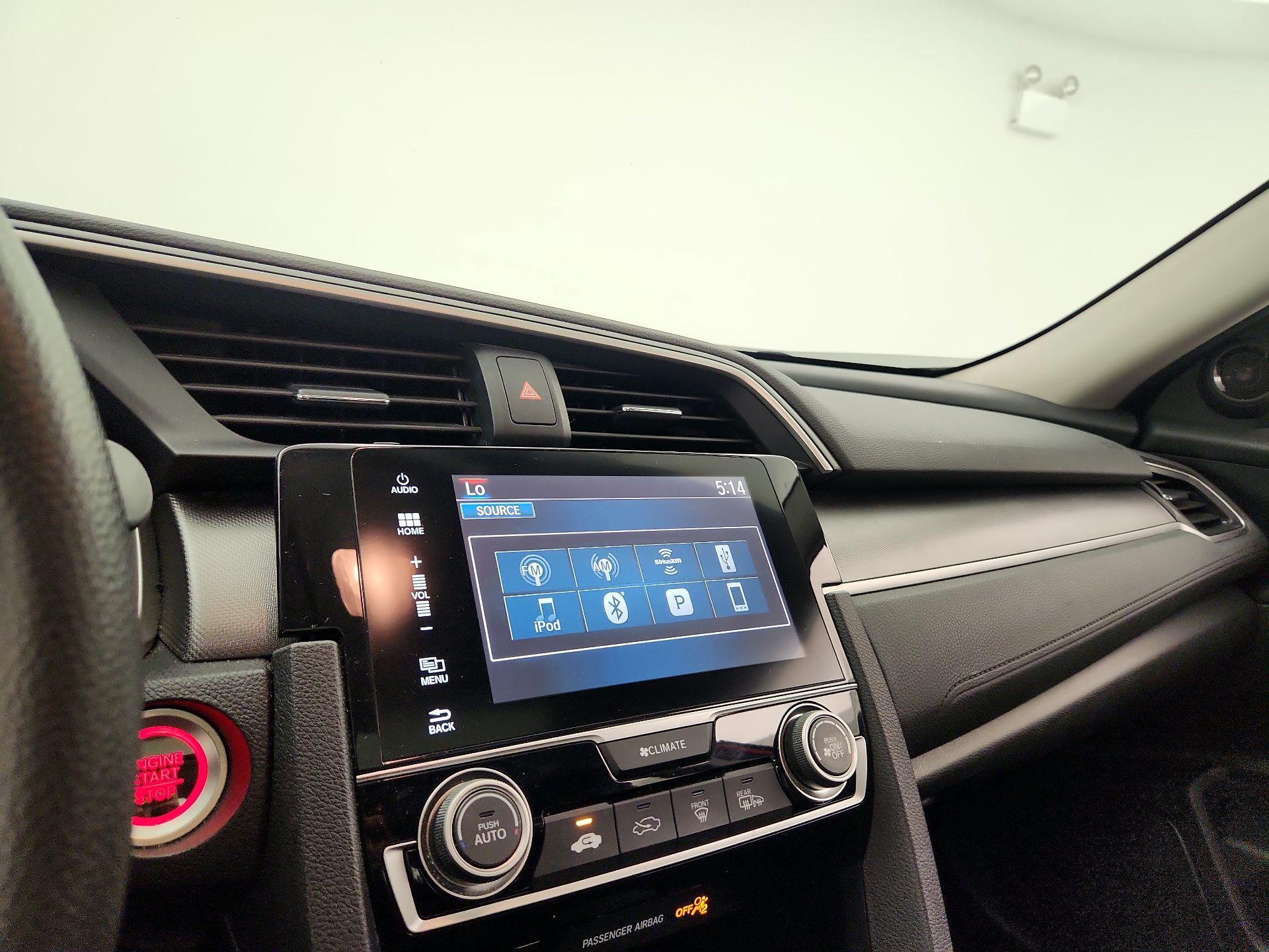 Thumbnail: 2017 Honda Civic - 15