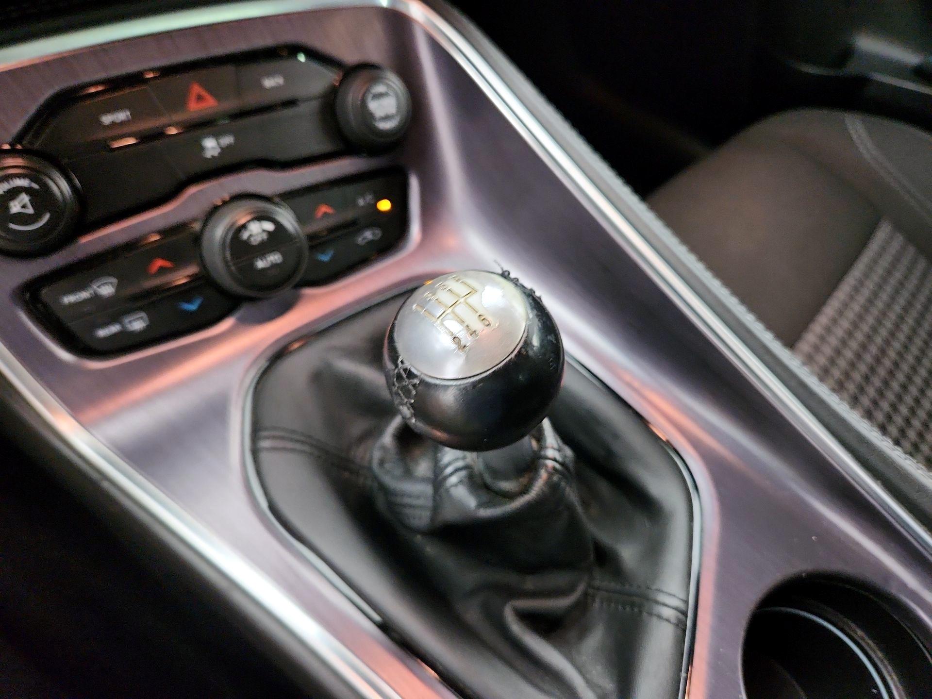 Thumbnail: 2016 Dodge Challenger - 16