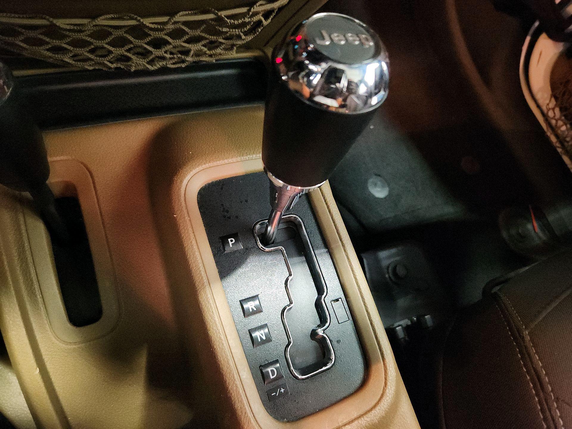 Thumbnail: 2018 Jeep Wrangler - 16