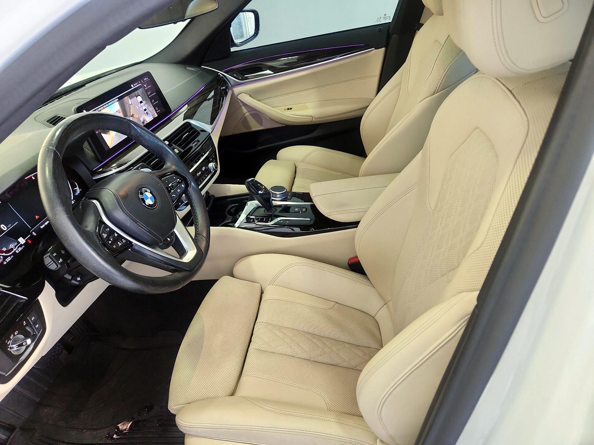 Thumbnail: 2021 BMW 5 Series - 11