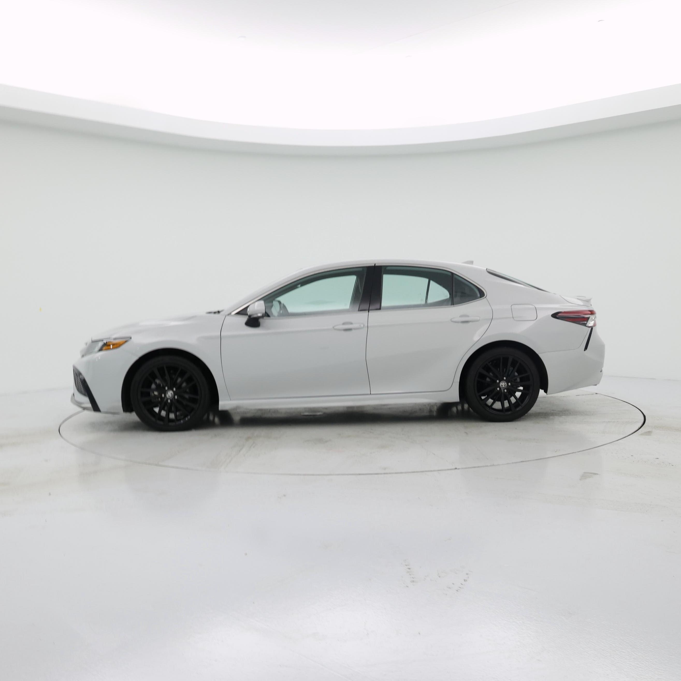 Thumbnail: 2024 Toyota Camry - 3