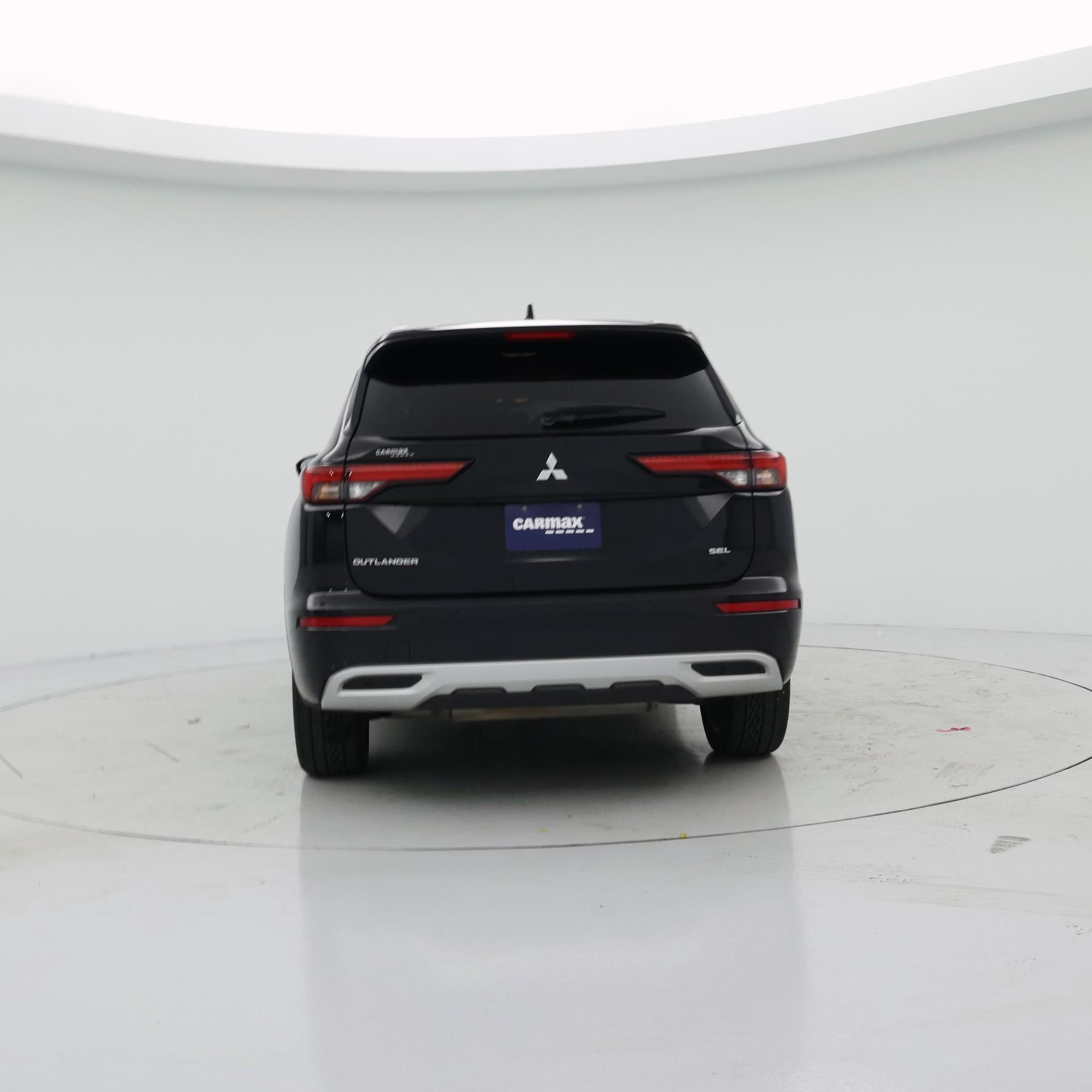 Thumbnail: 2023 Mitsubishi Outlander - 6