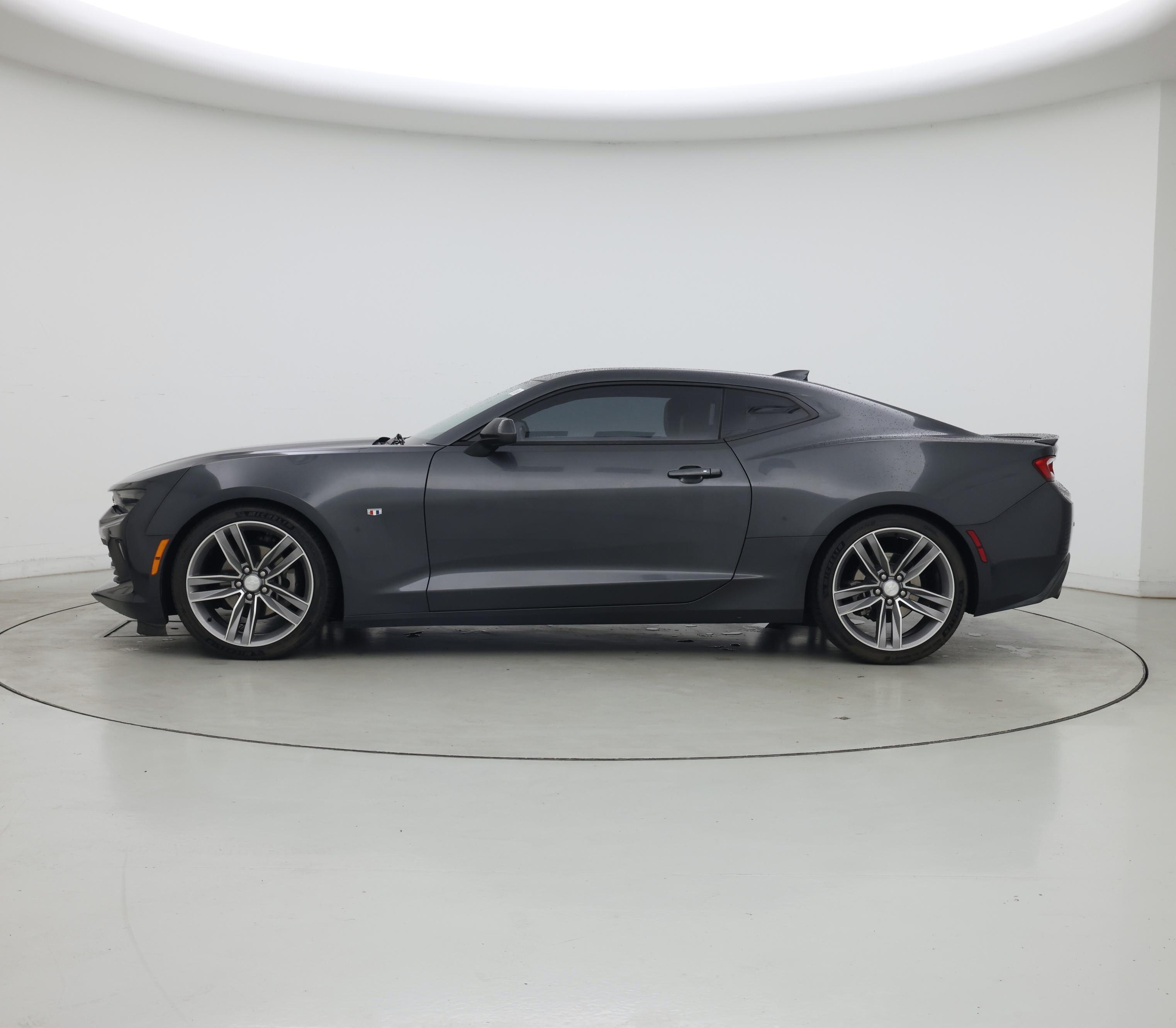 Thumbnail: 2018 Chevrolet Camaro - 3