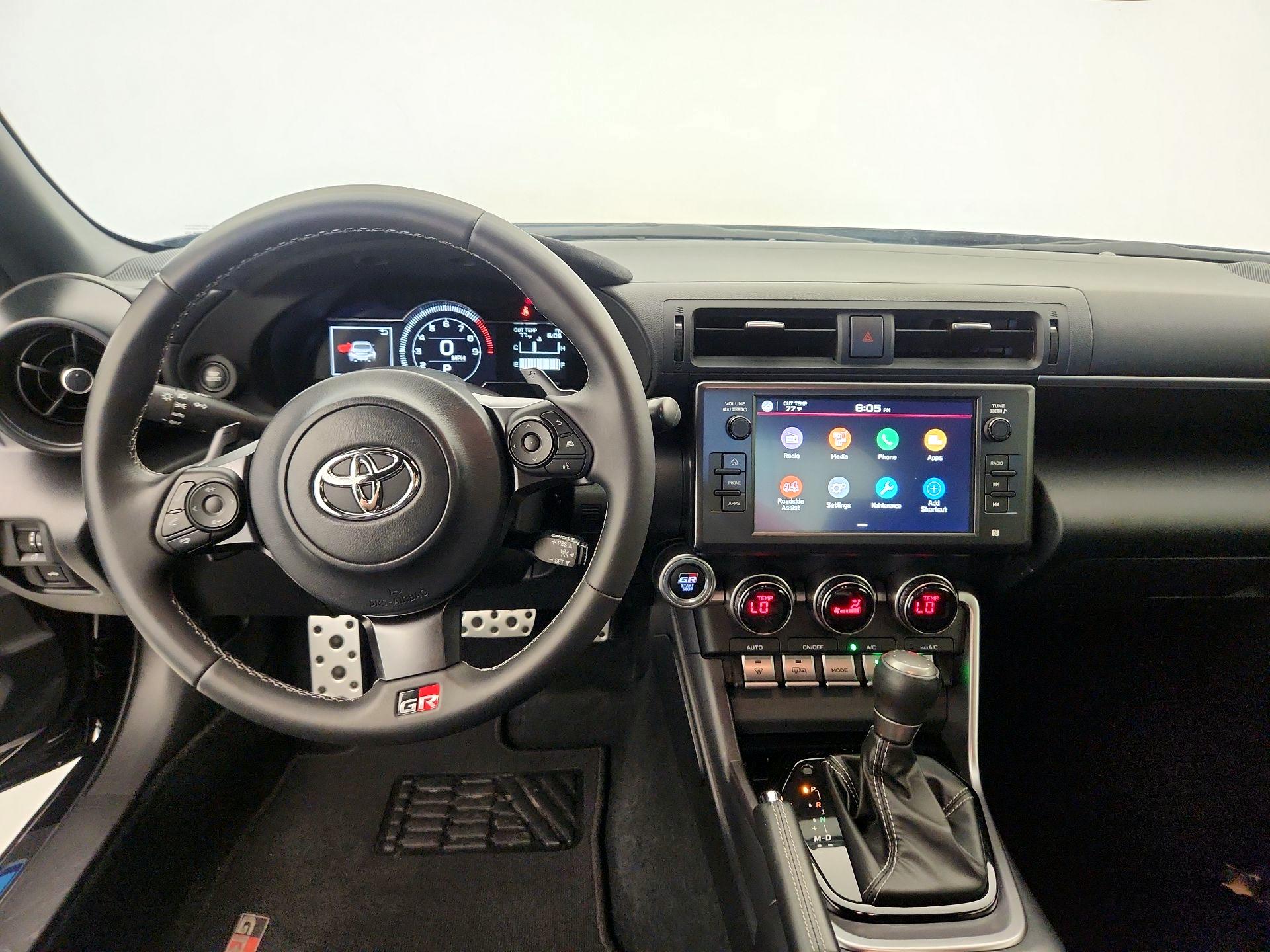 Thumbnail: 2024 Toyota GR86 - 9