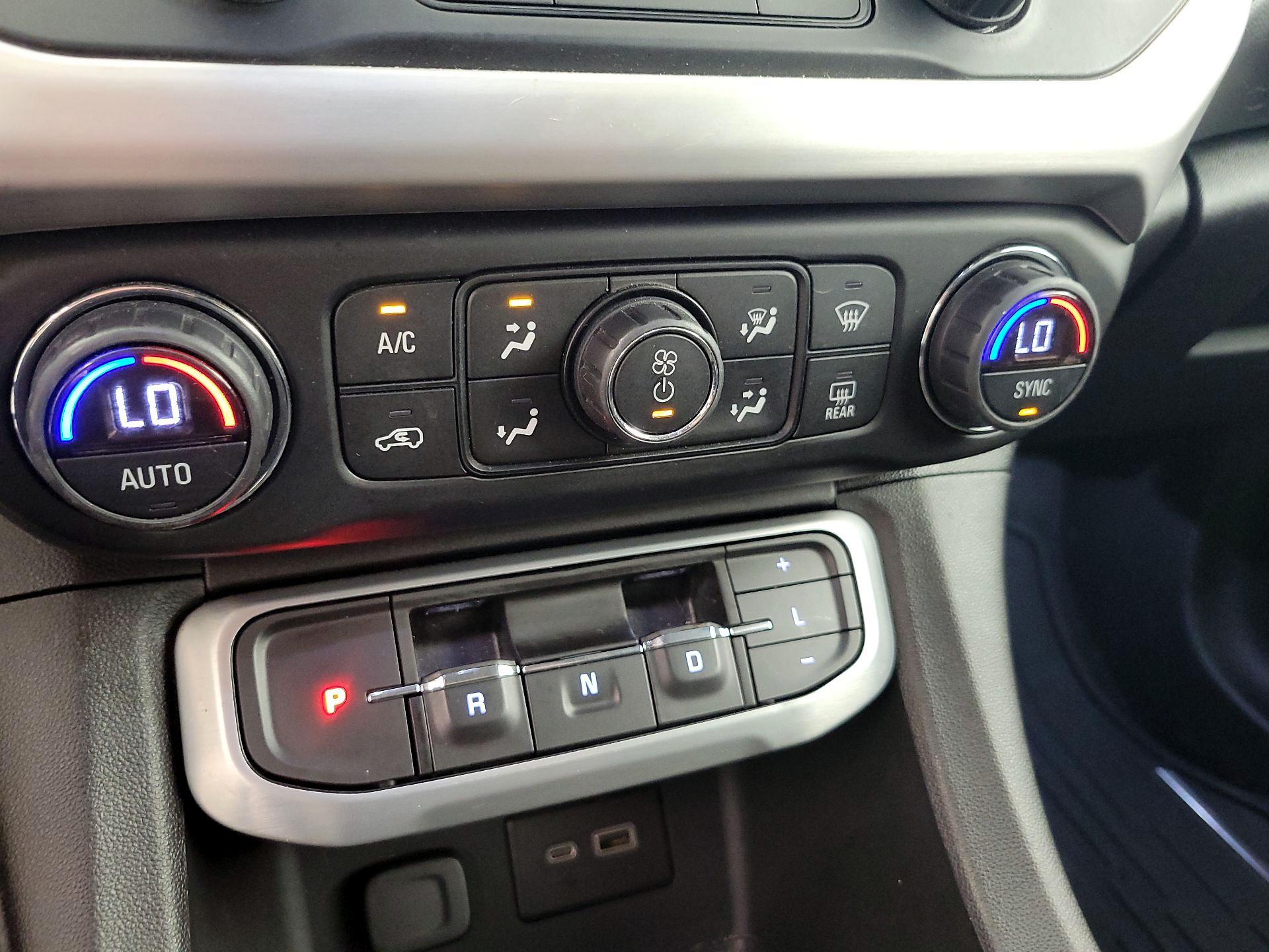 Thumbnail: 2020 GMC Acadia - 16