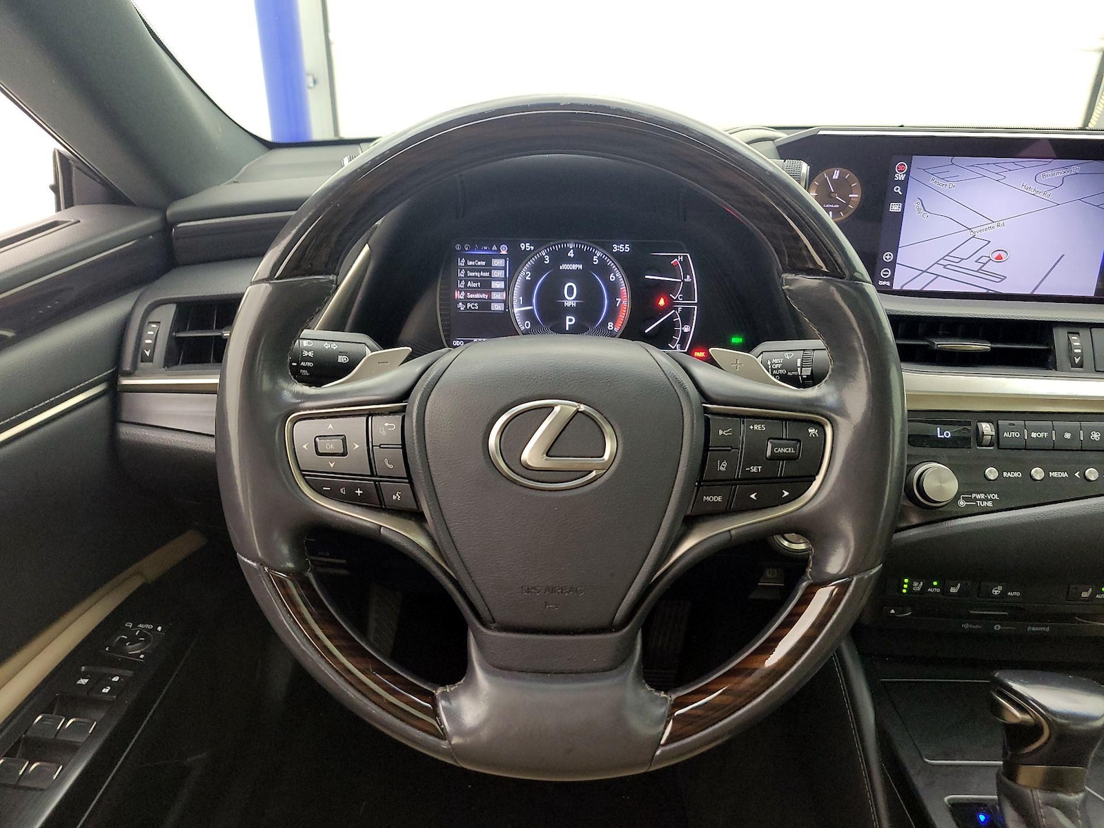 2021 Lexus ES 350 - Photo 11