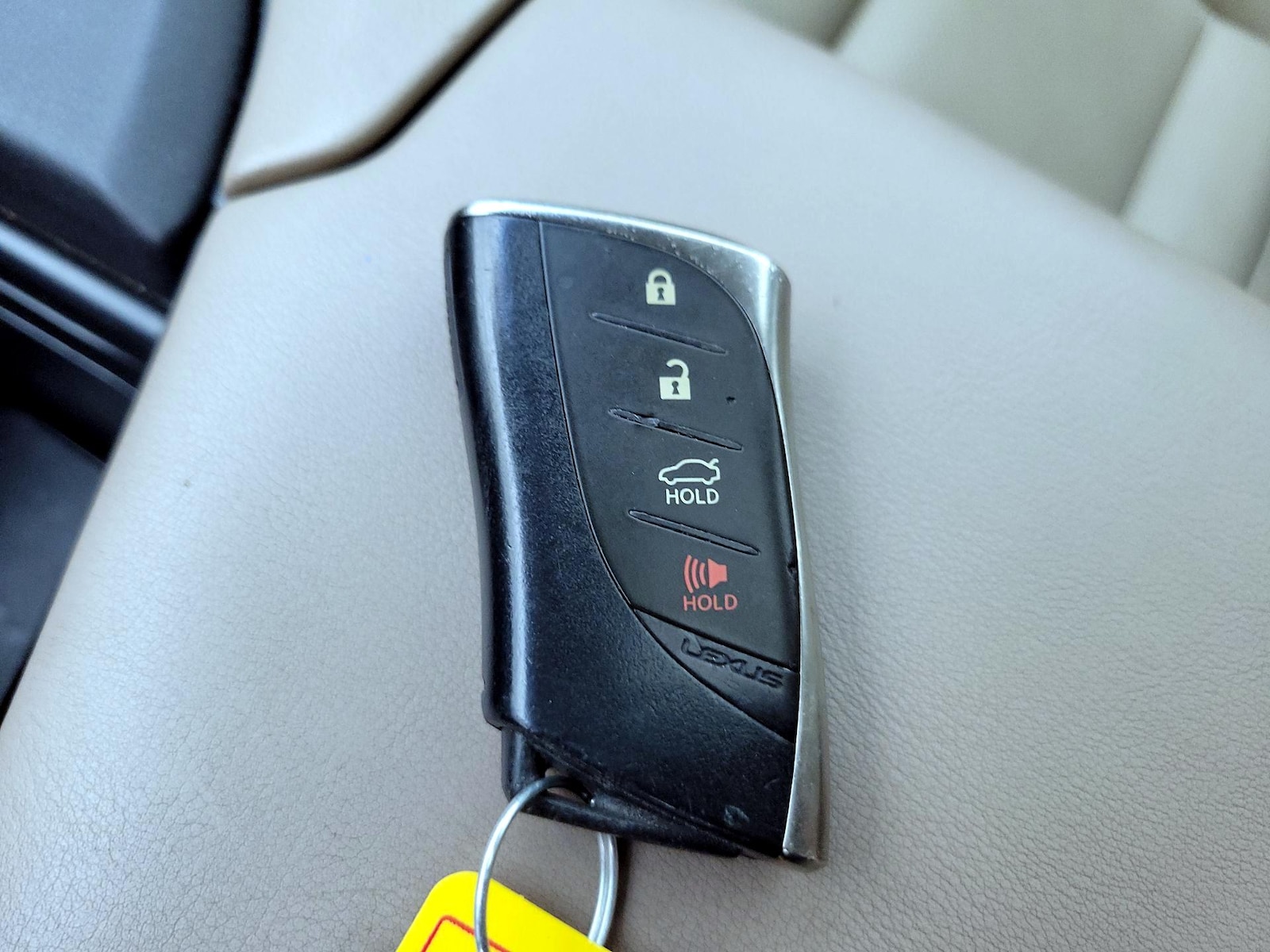 2021 Lexus ES 350 - Photo 24