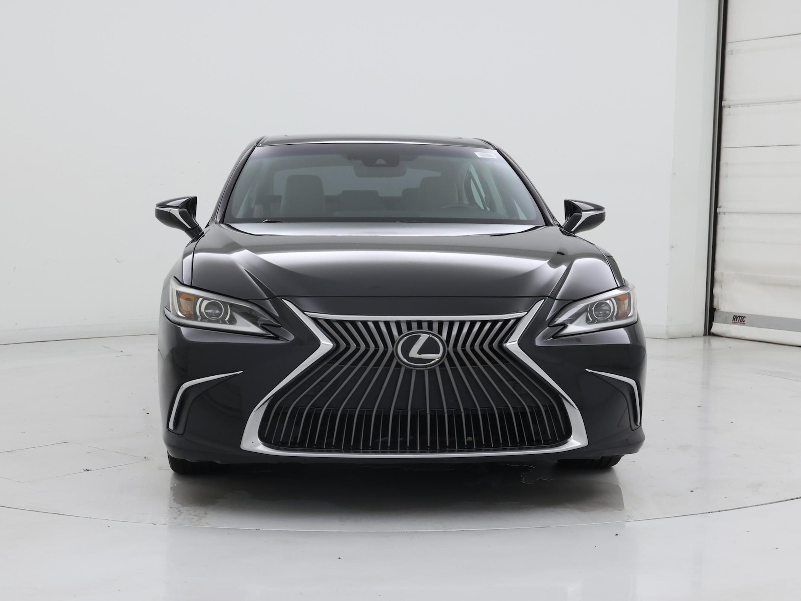 2021 Lexus ES 350 - Photo 6