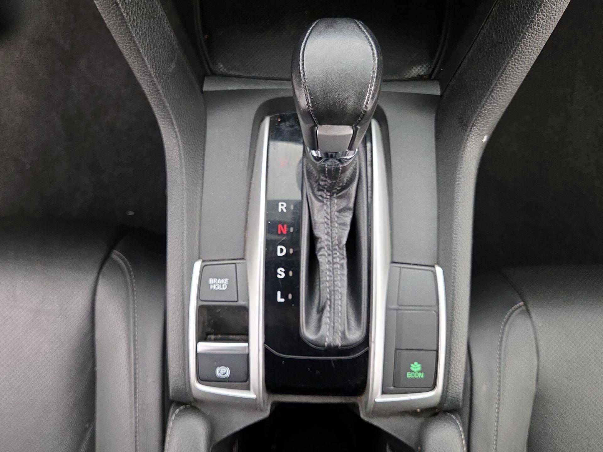 Thumbnail: 2018 Honda Civic - 18