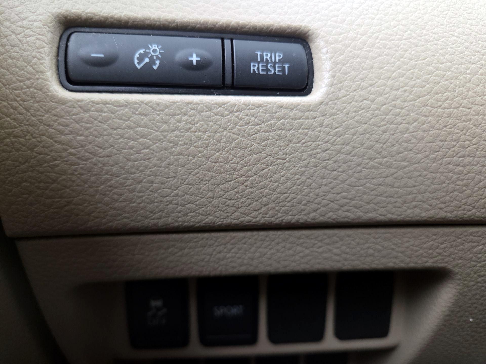 Thumbnail: 2015 Nissan Rogue - 13