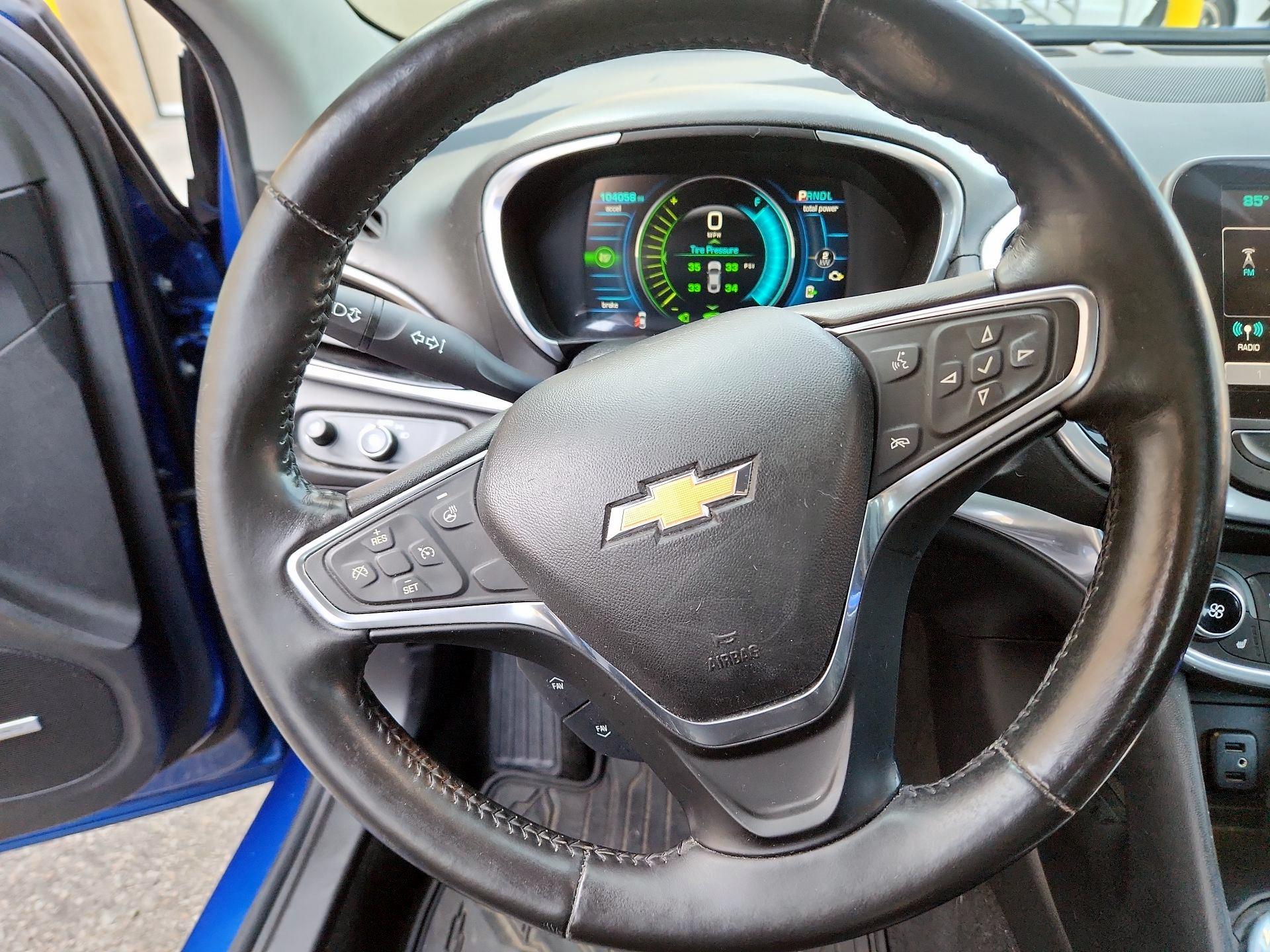 Thumbnail: 2017 Chevrolet Volt - 10