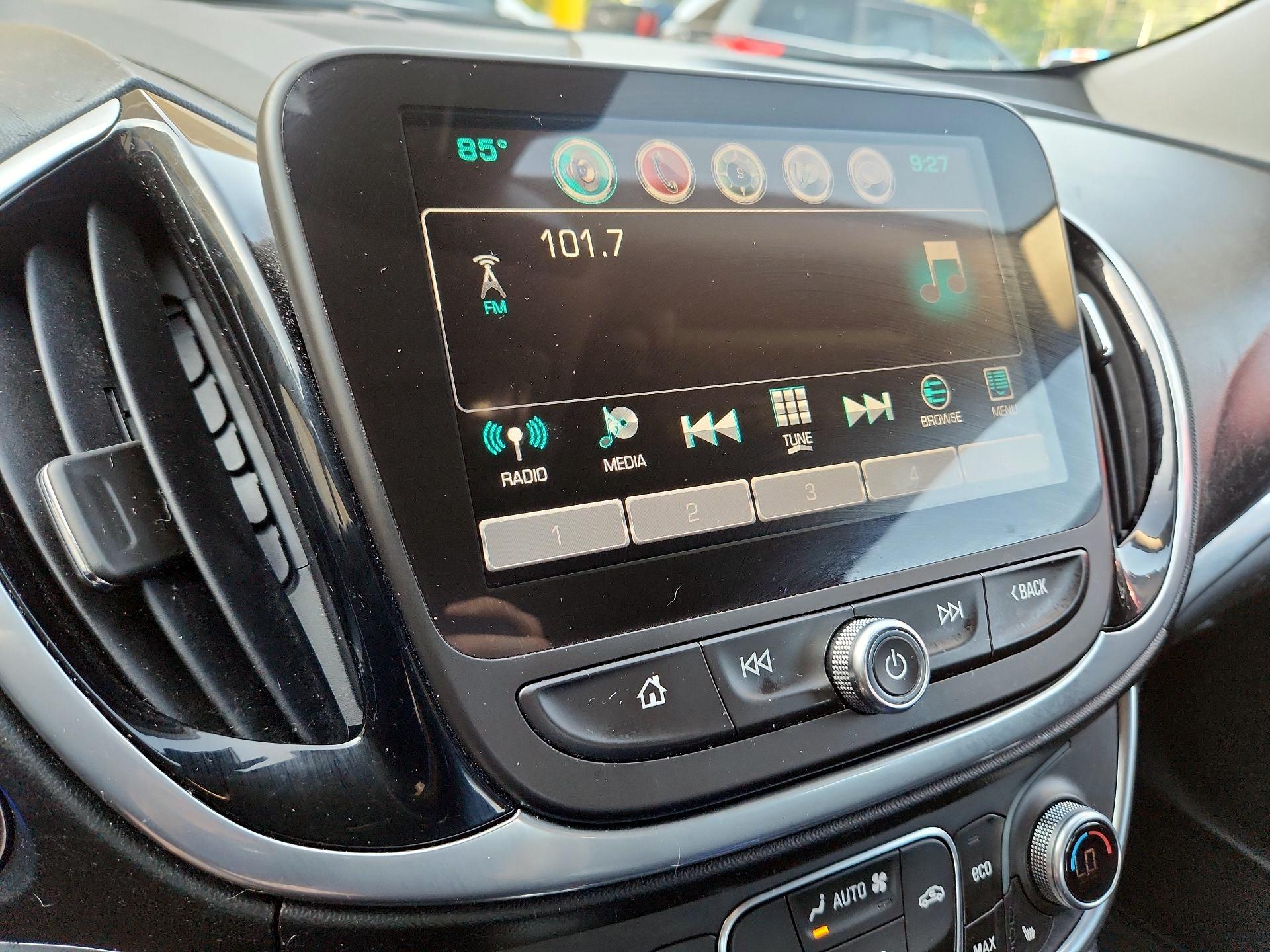 Thumbnail: 2017 Chevrolet Volt - 14