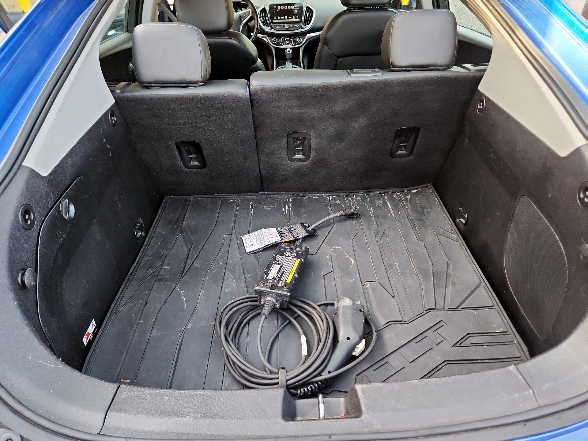 Thumbnail: 2017 Chevrolet Volt - 18