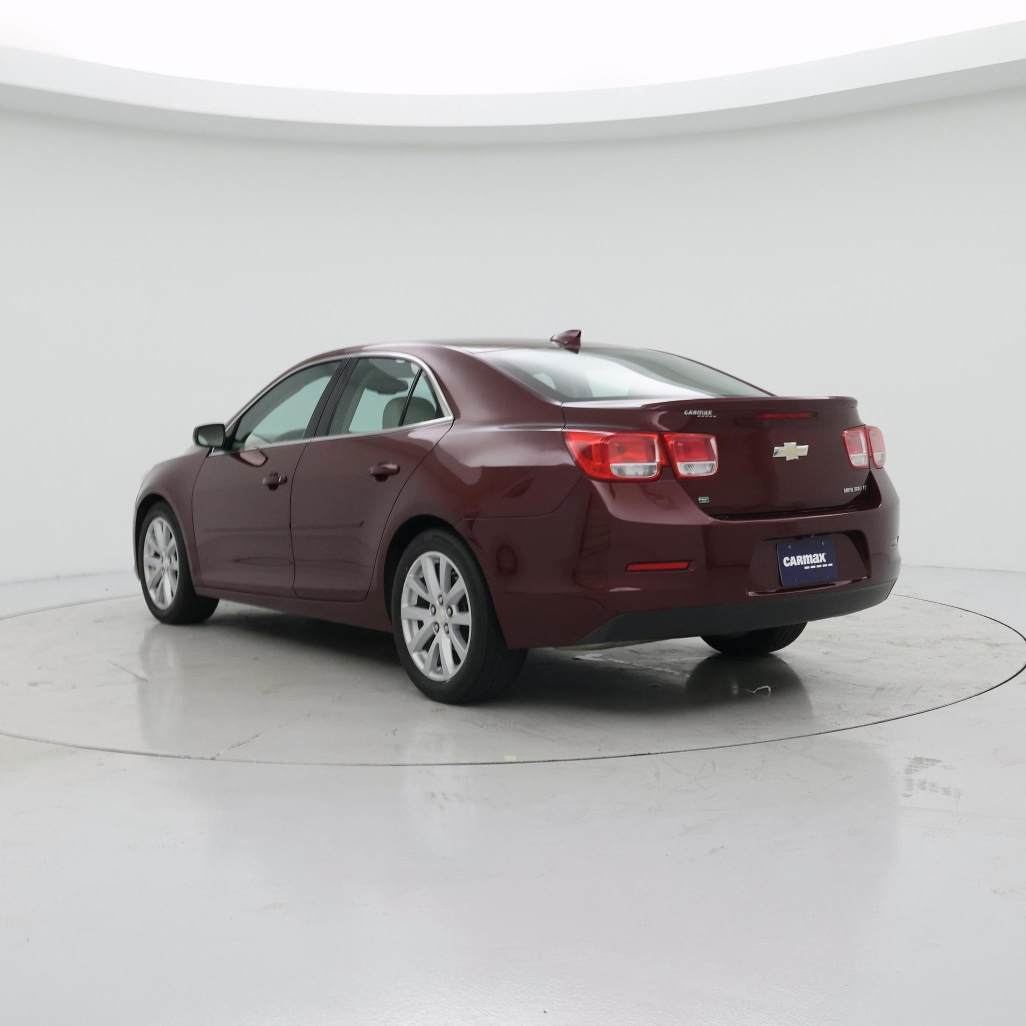 Thumbnail: 2015 Chevrolet Malibu - 2