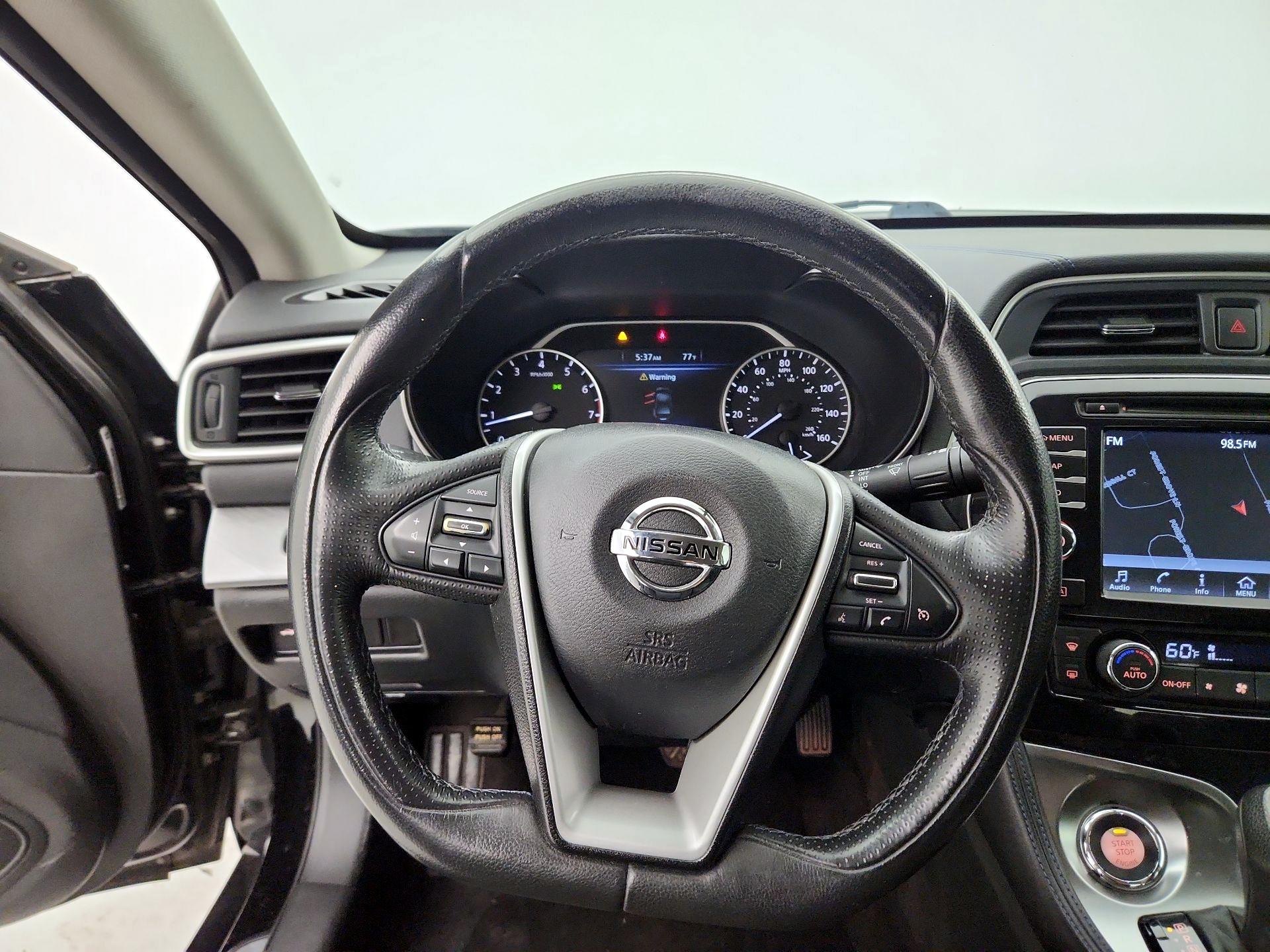 Thumbnail: 2017 Nissan Maxima - 10