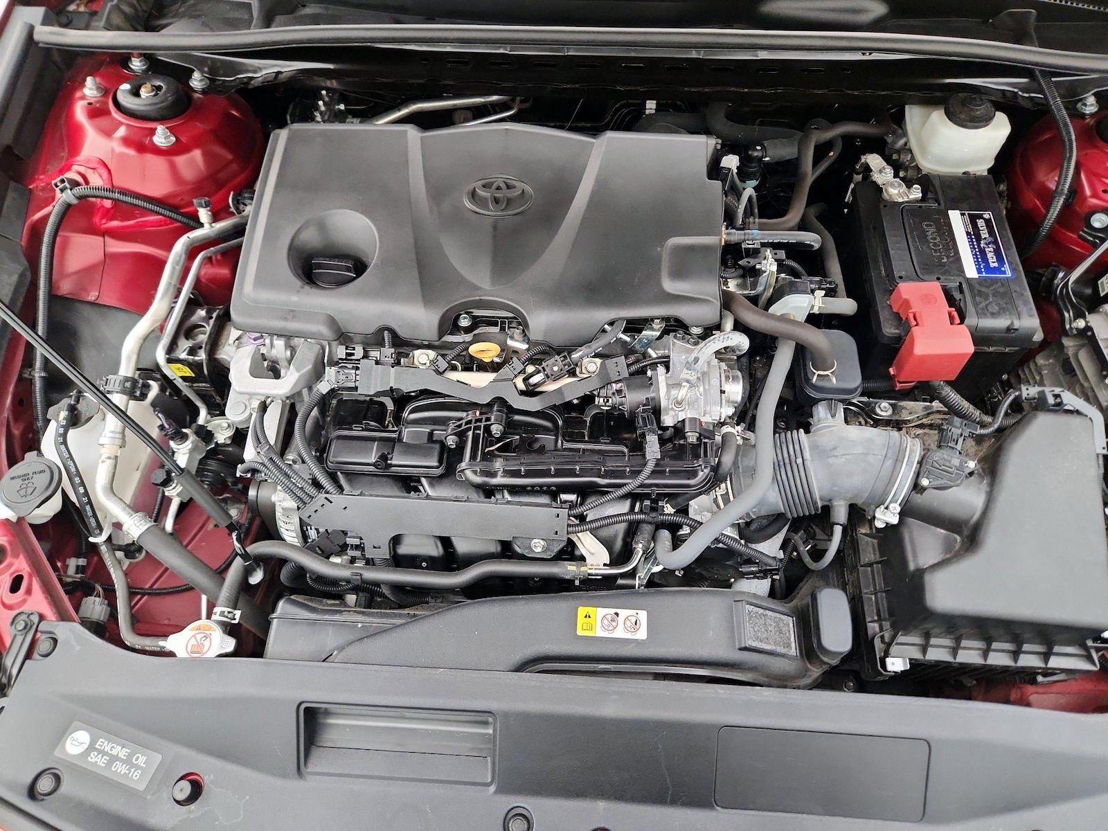 2022 Toyota Camry LE - Photo 22