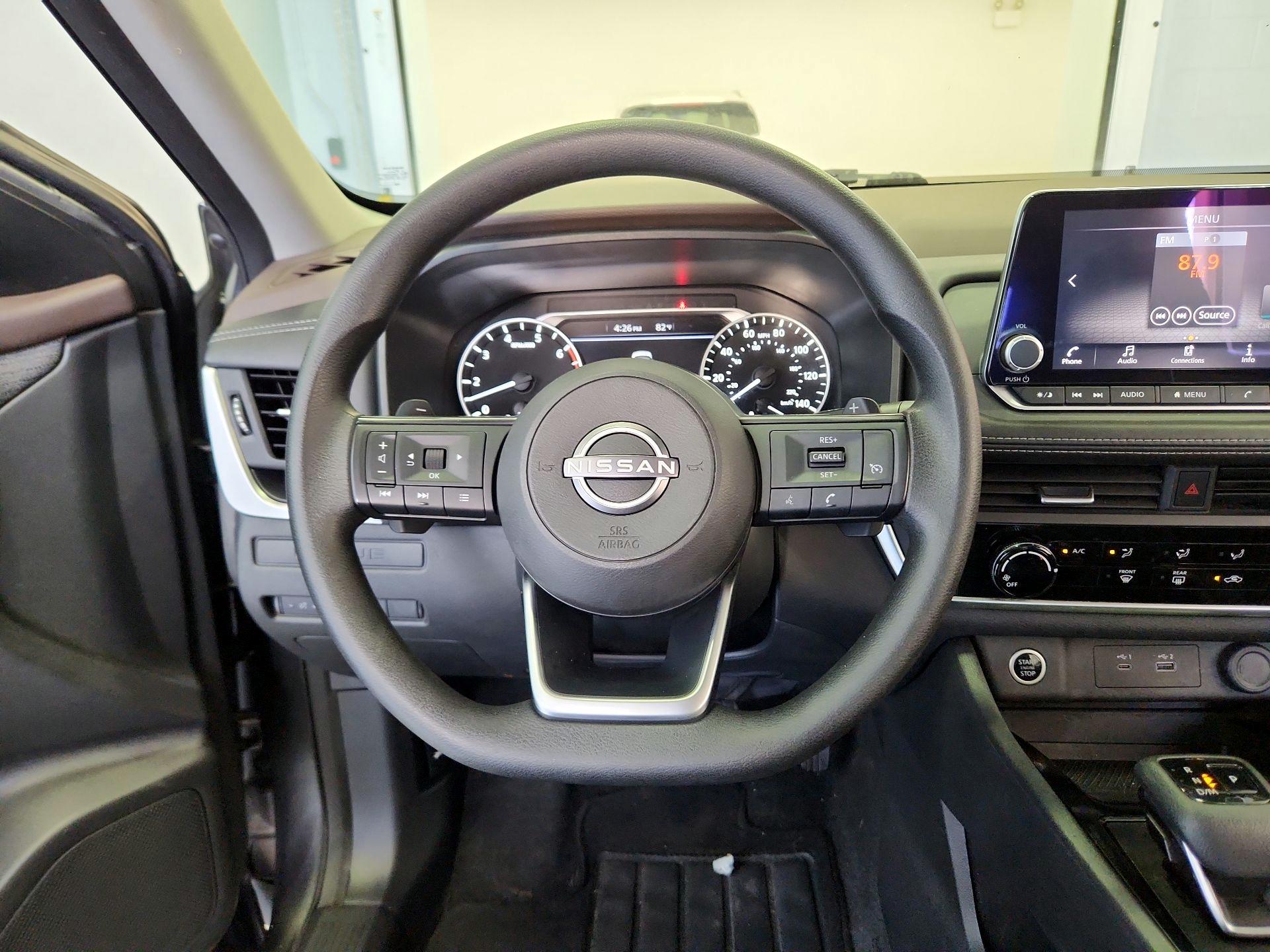Thumbnail: 2023 Nissan Rogue - 10