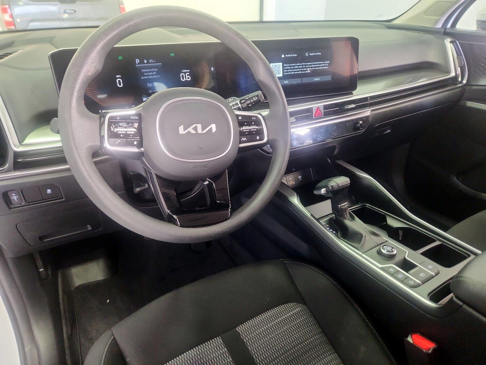 2025 Kia Sorento LX - Photo 10