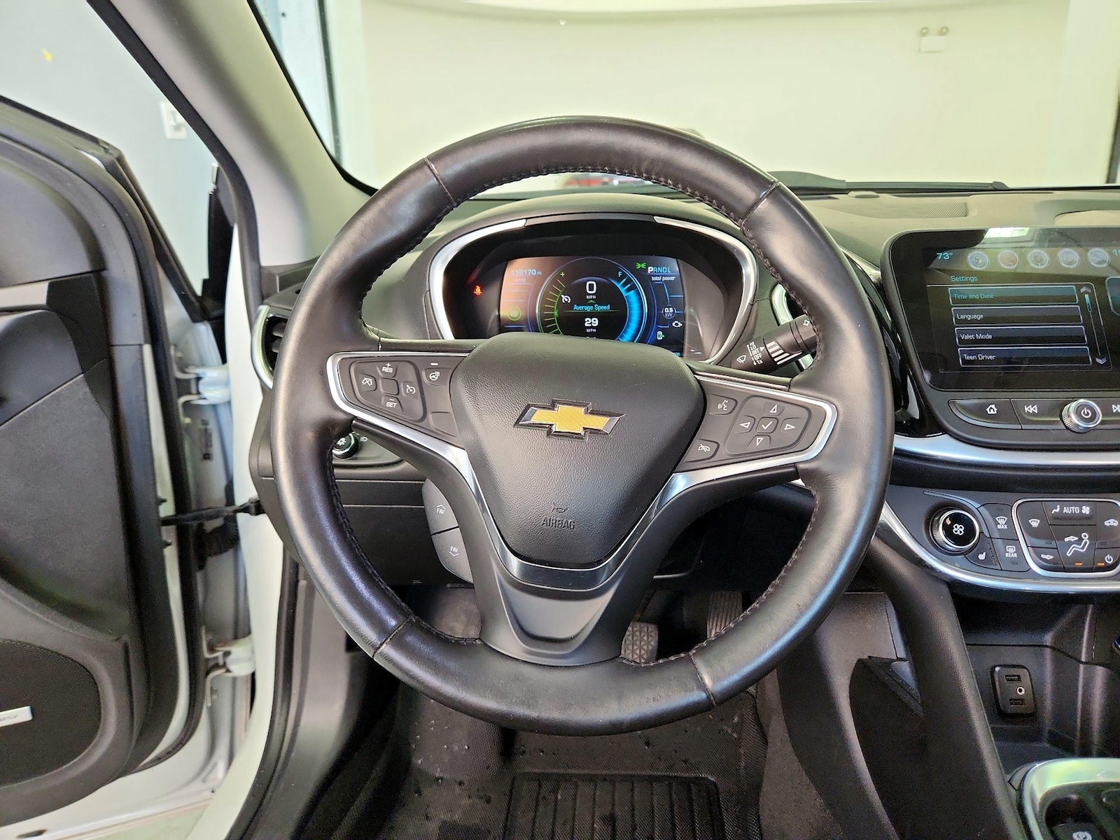 2017 Chevrolet Volt Premier - Photo 11