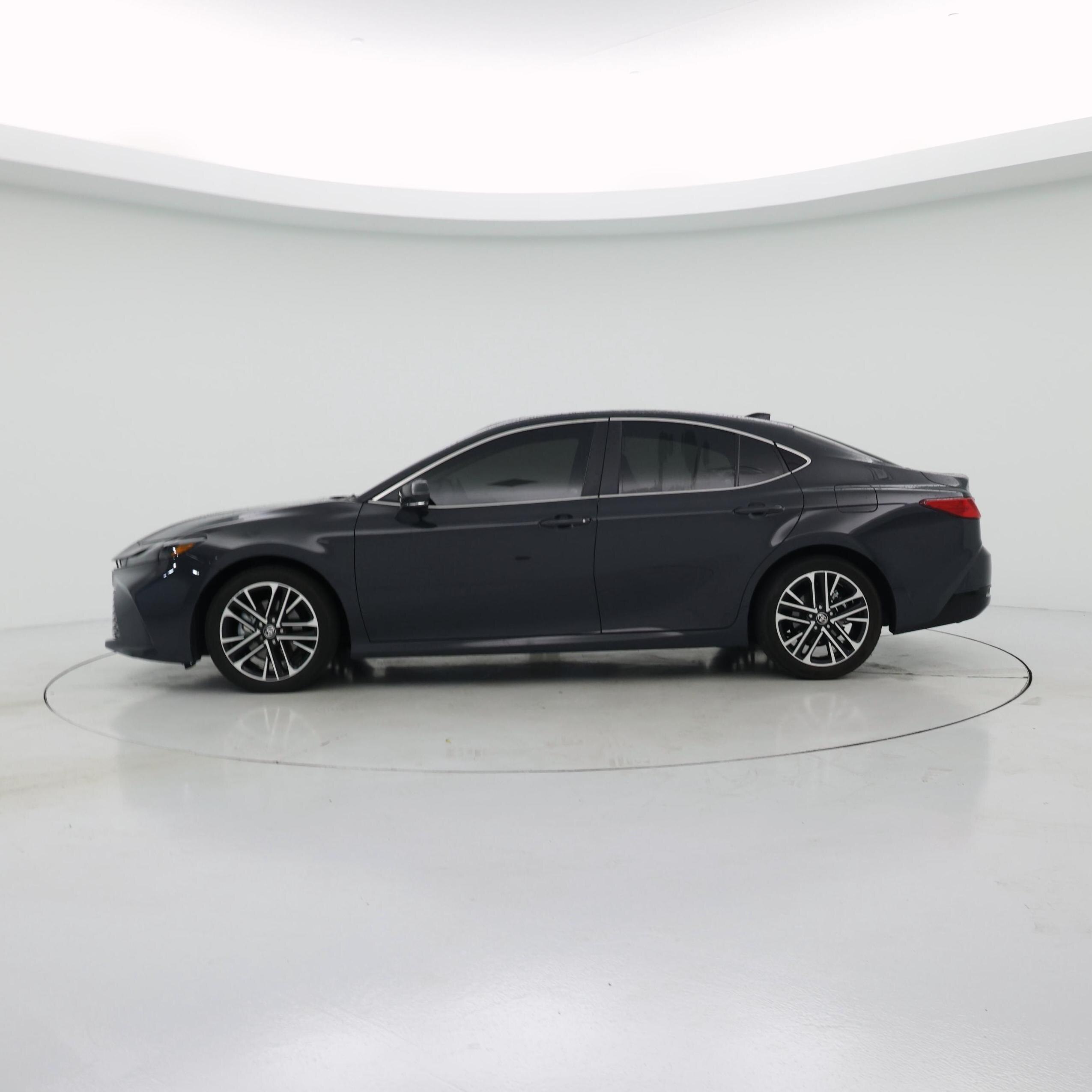 Thumbnail: 2026 Toyota Camry - 3