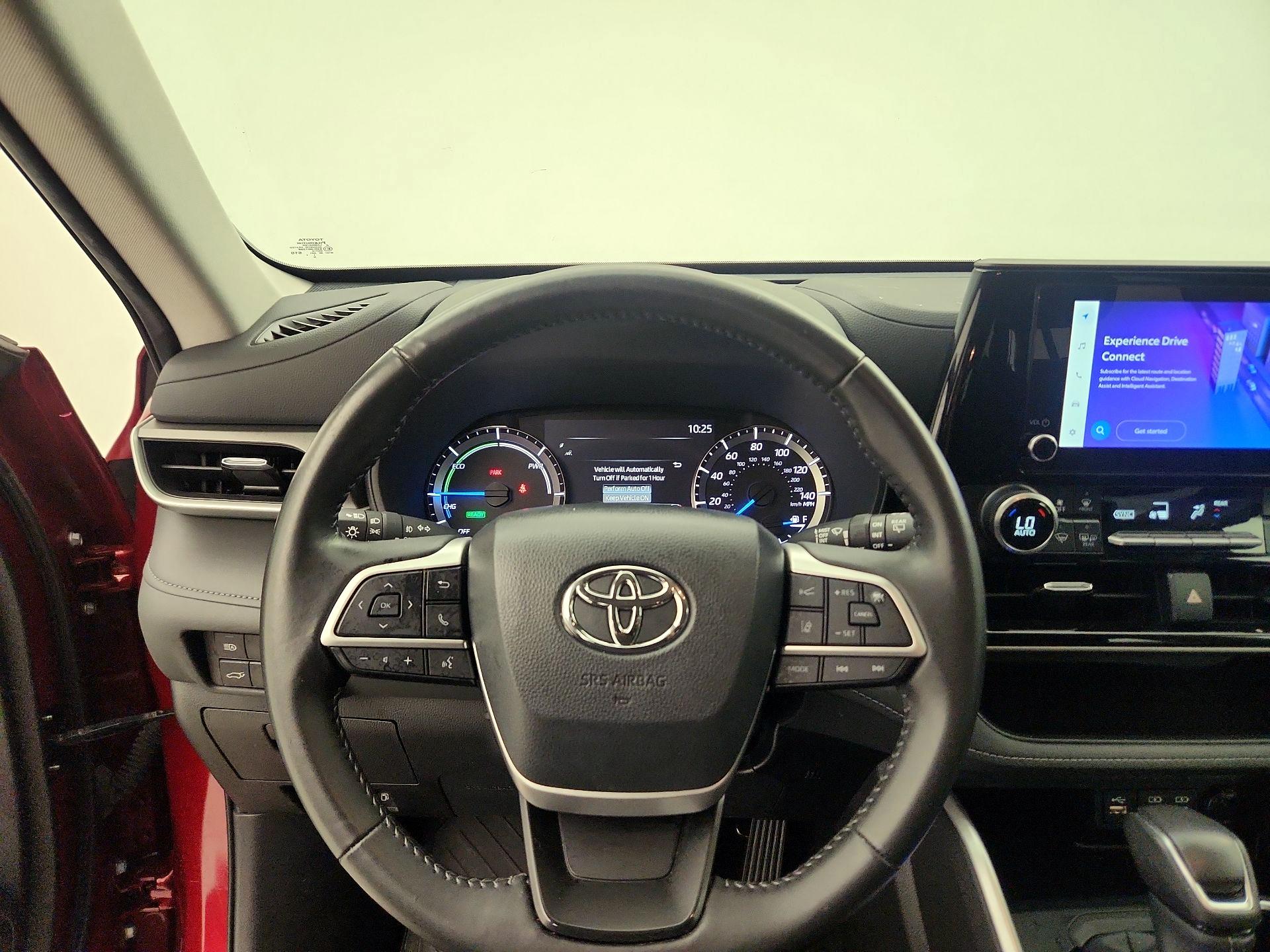 Thumbnail: 2024 Toyota Highlander - 10