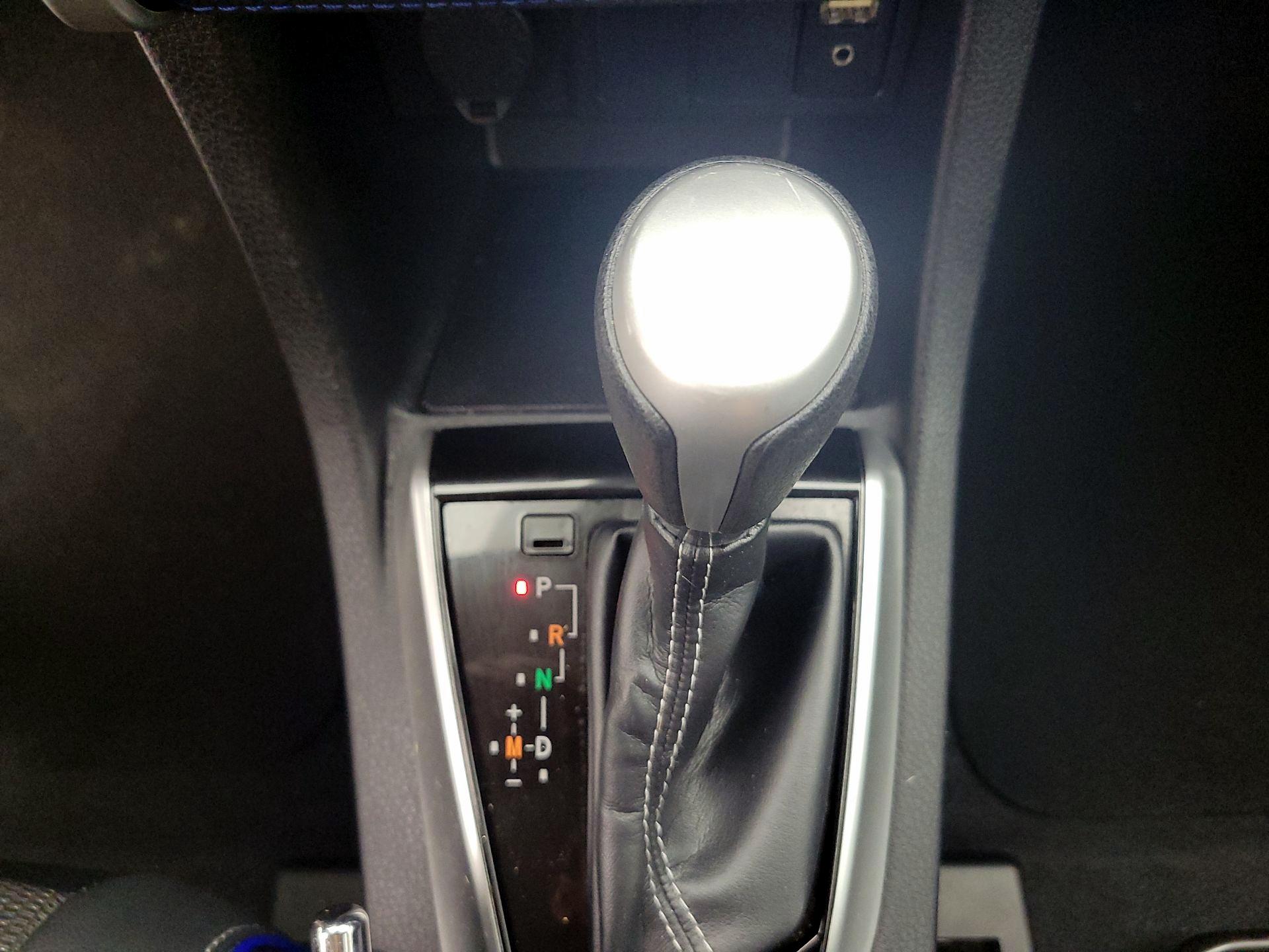 Thumbnail: 2019 Toyota Corolla - 17