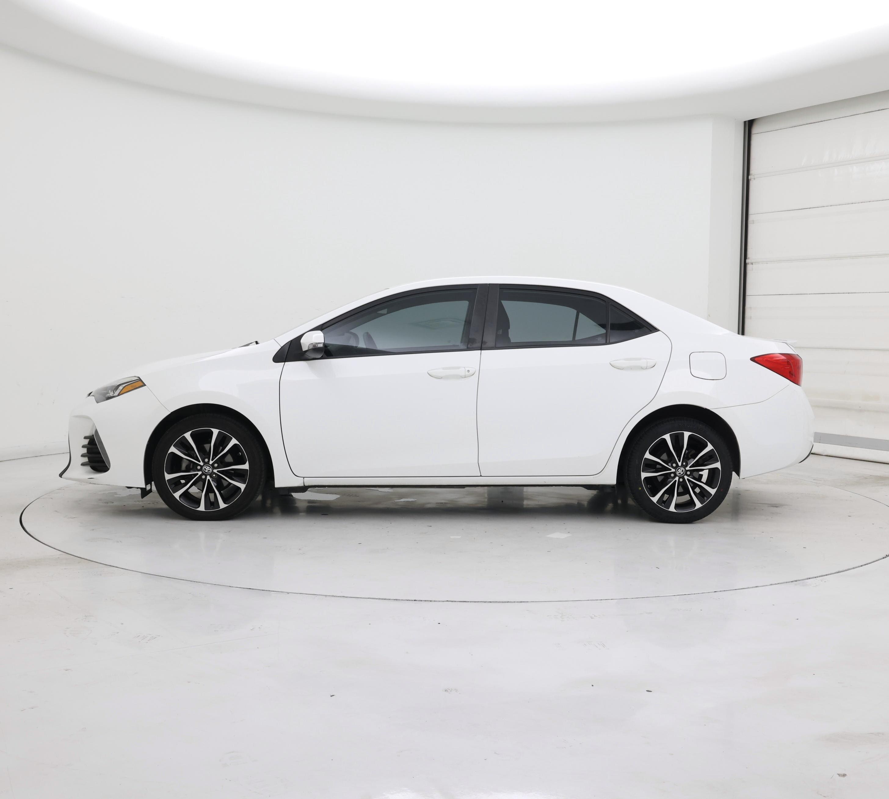 Thumbnail: 2019 Toyota Corolla - 3