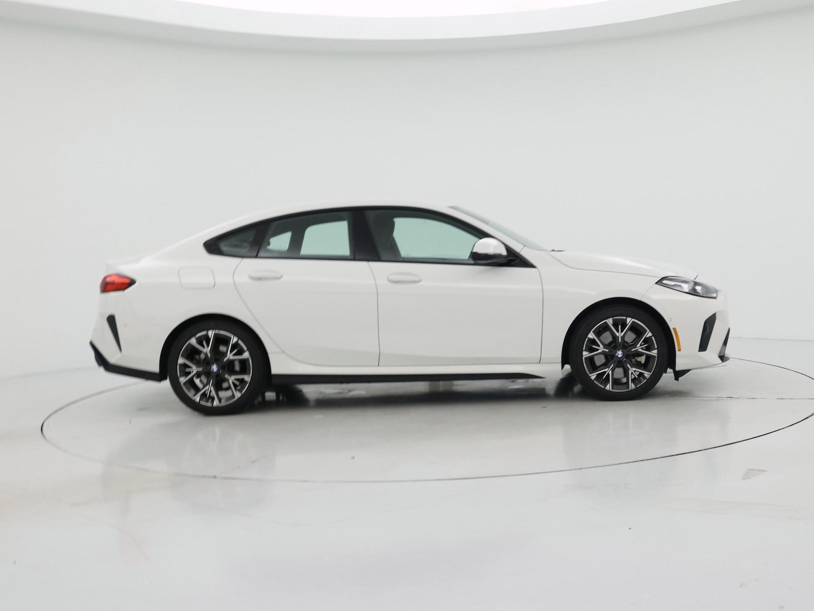 2025 BMW 2 Series 228 - Photo 8