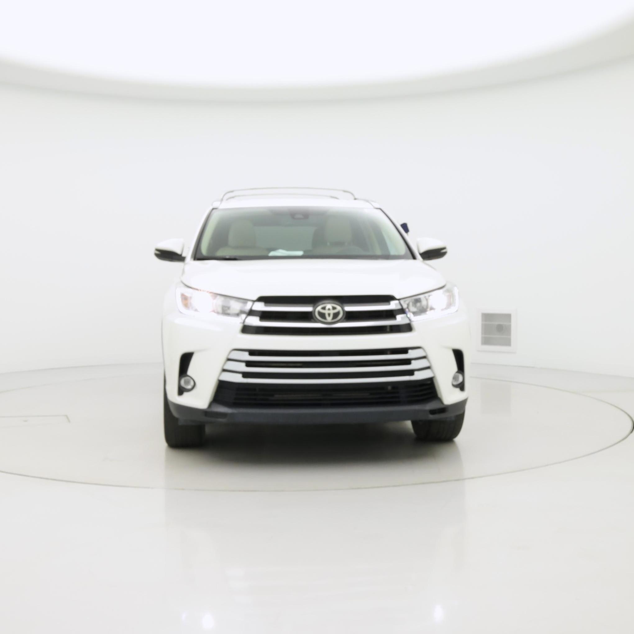 Thumbnail: 2019 Toyota Highlander - 5