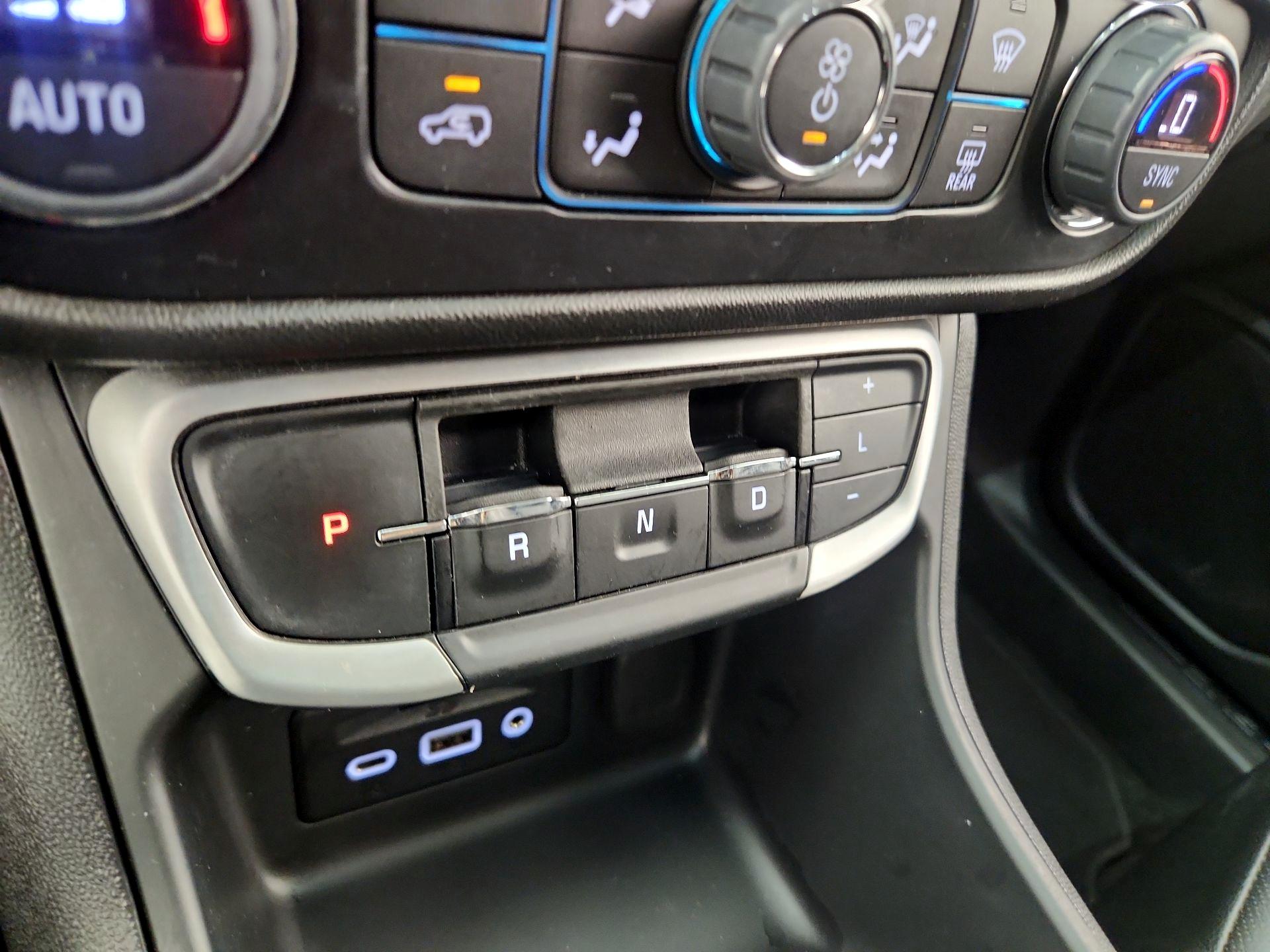 Thumbnail: 2024 GMC Terrain - 17