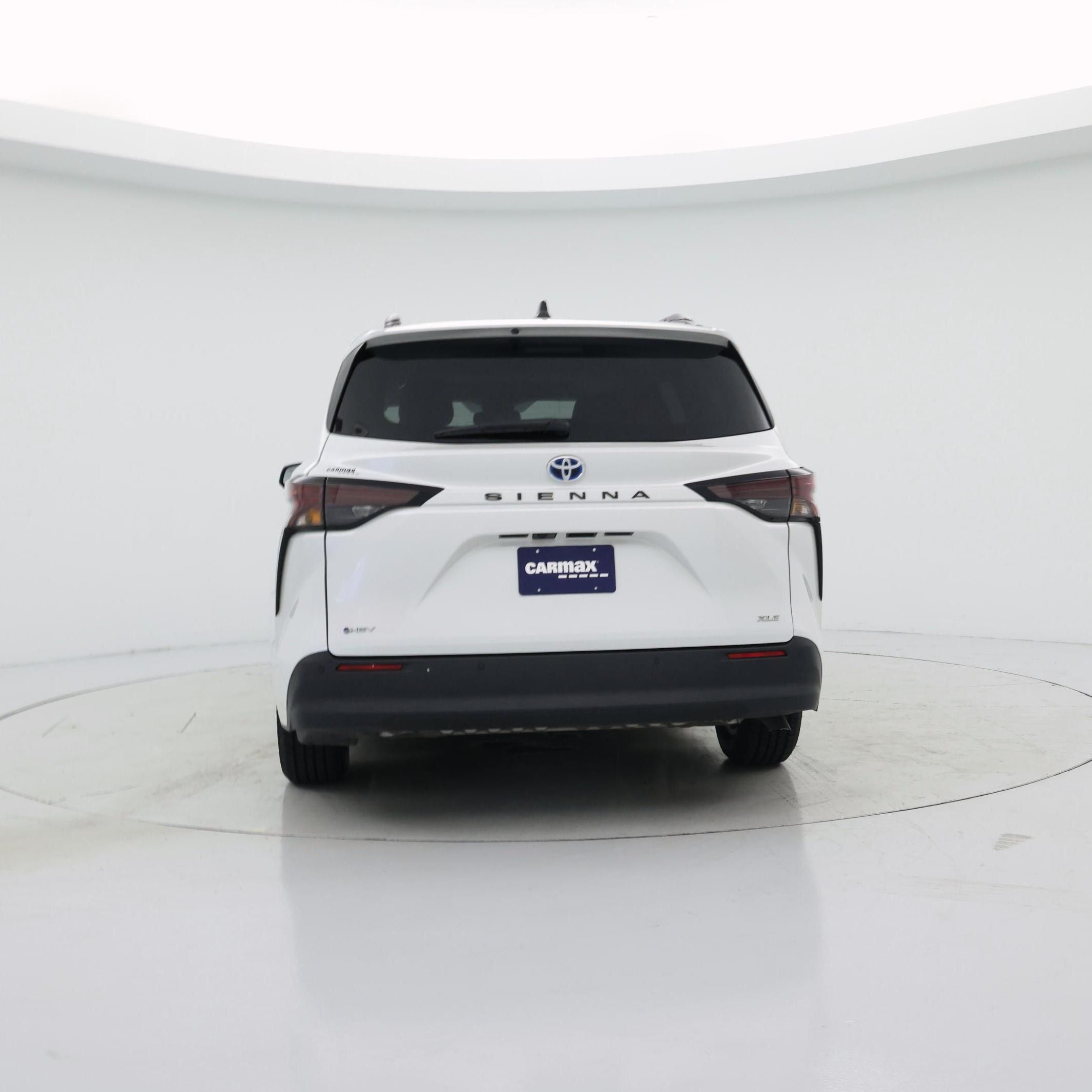Thumbnail: 2025 Toyota Sienna - 6