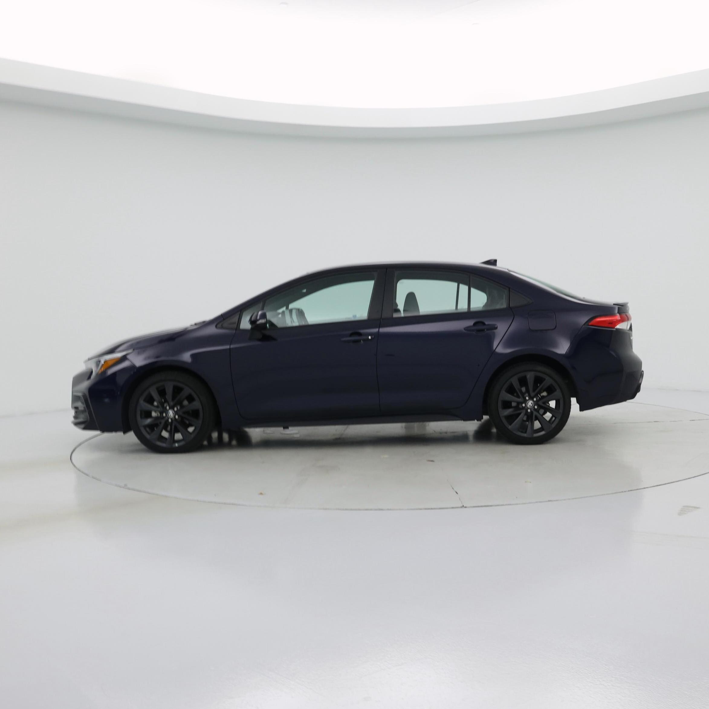 Thumbnail: 2023 Toyota Corolla - 3