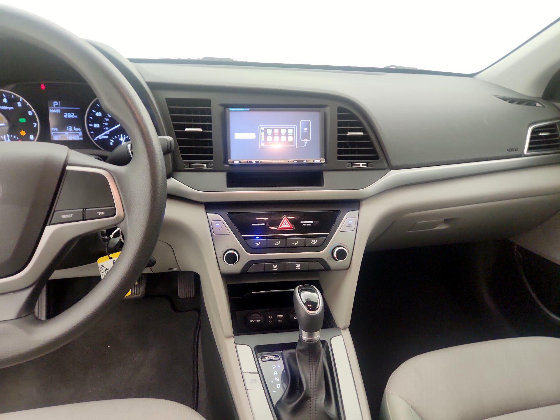 Thumbnail: 2017 Hyundai Elantra - 9